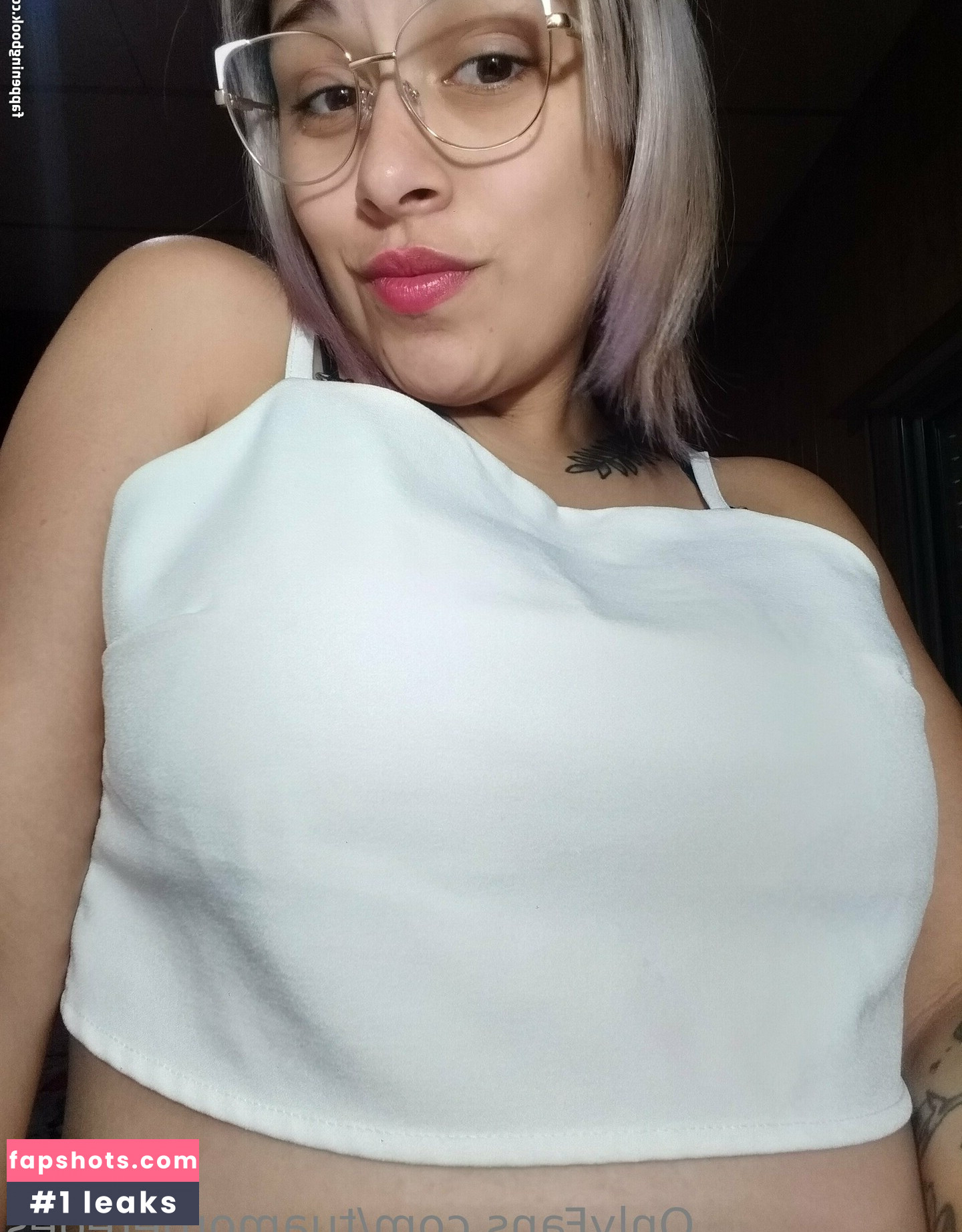 tuamorderedes nude babe gallery