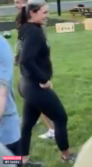 Tulsi Gabbard gallery photo #2