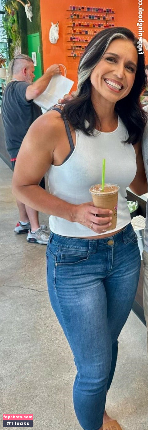 Tulsi Gabbard gallery photo #5