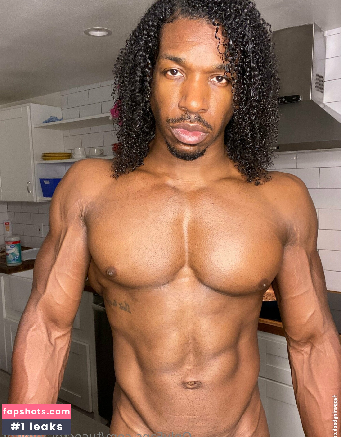 tusecretadmirer gallery photo #3