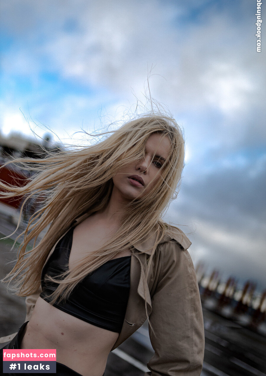 TV Shopping Presenters gallery photo #22