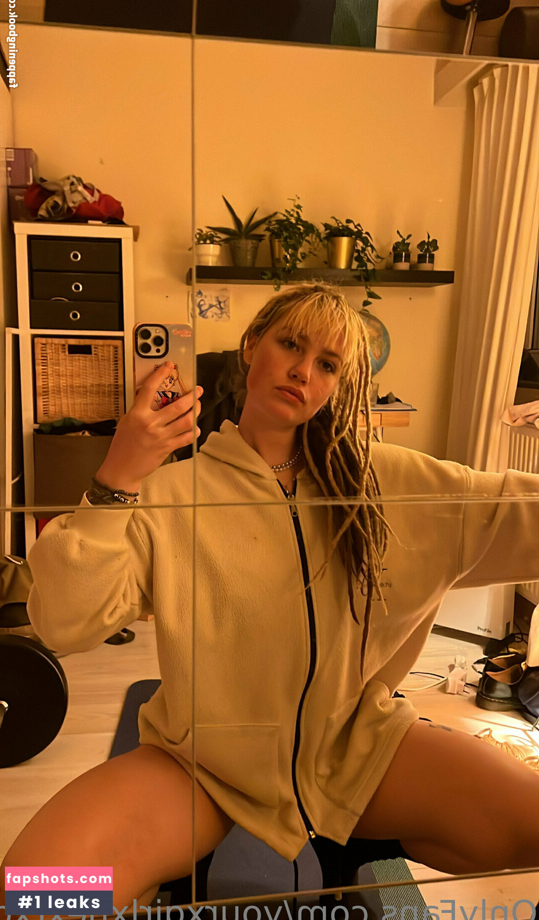 tweetylau gallery photo #74