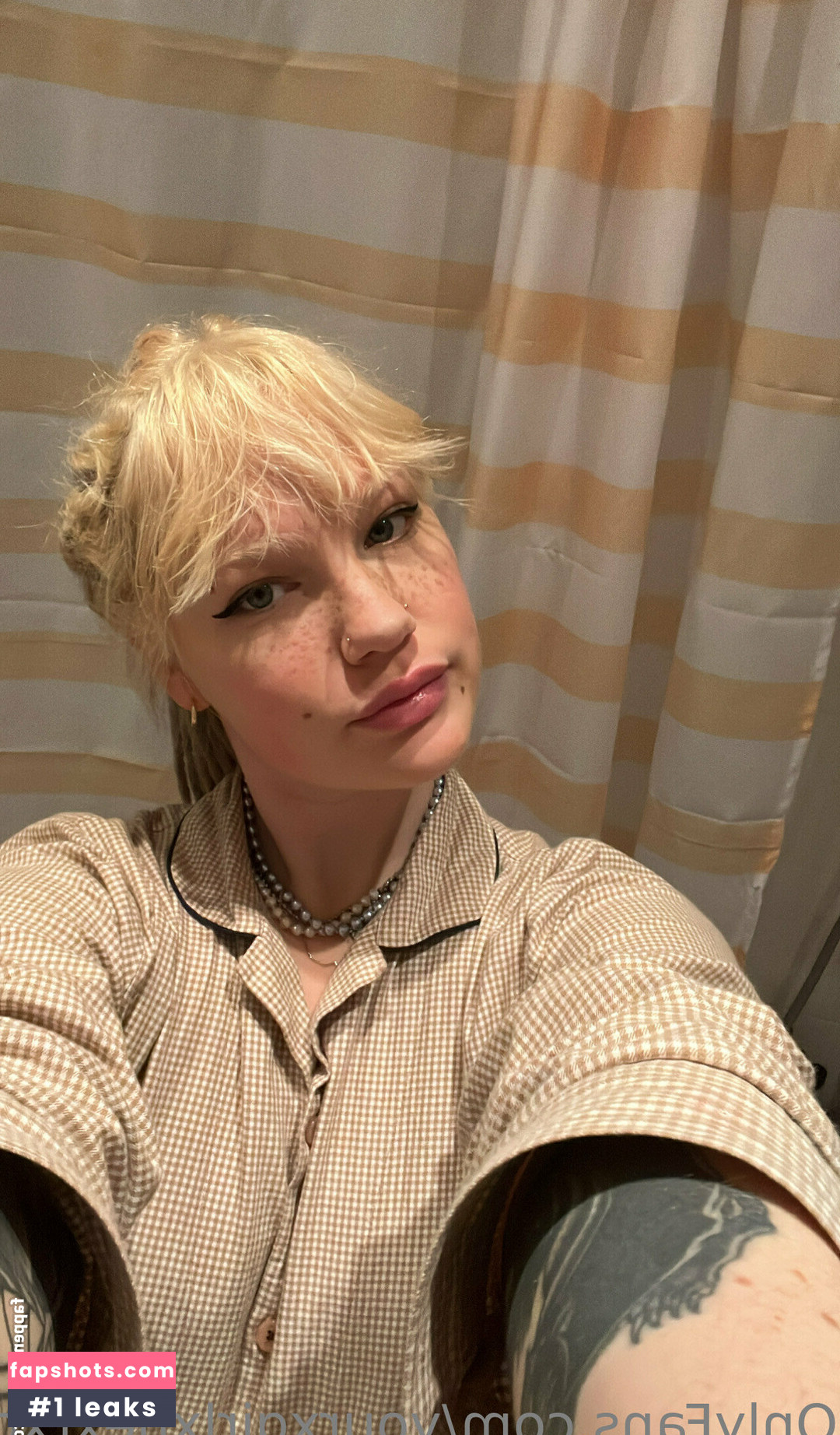 tweetylau gallery photo #75