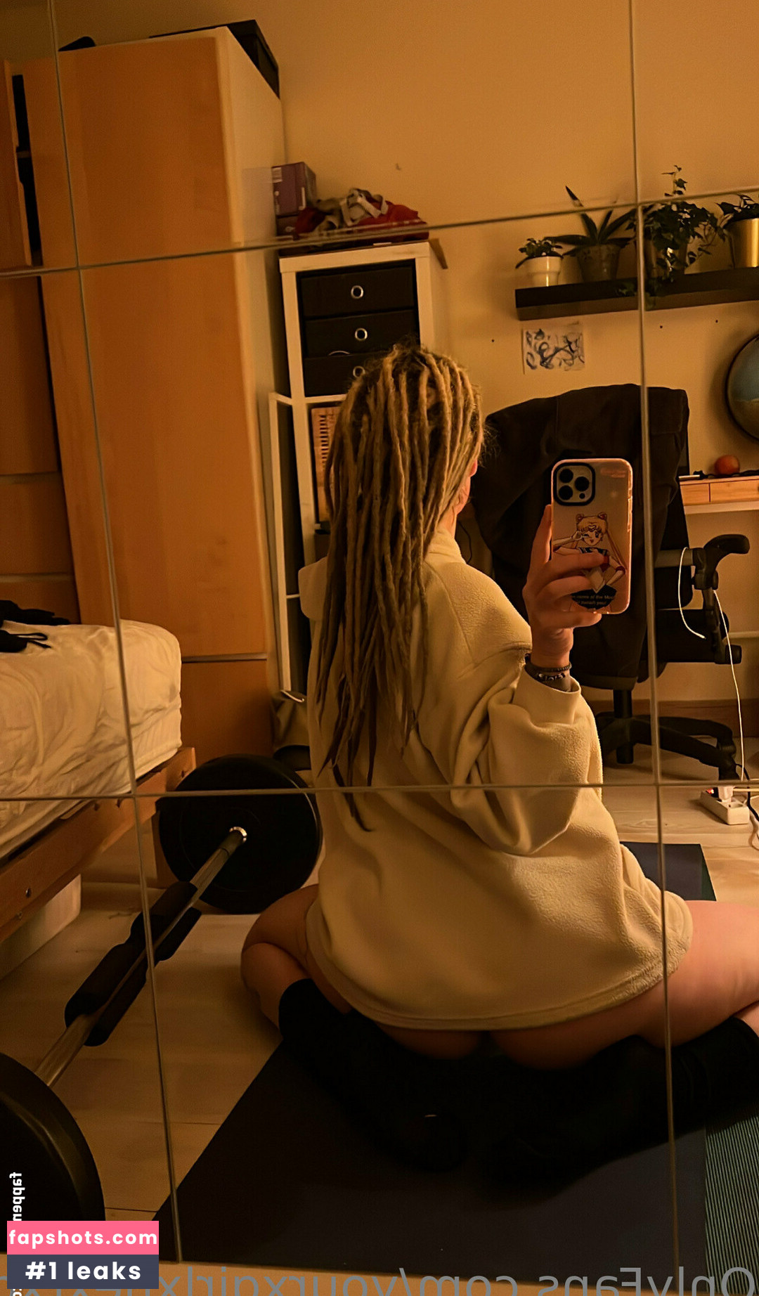 tweetylau gallery photo #79