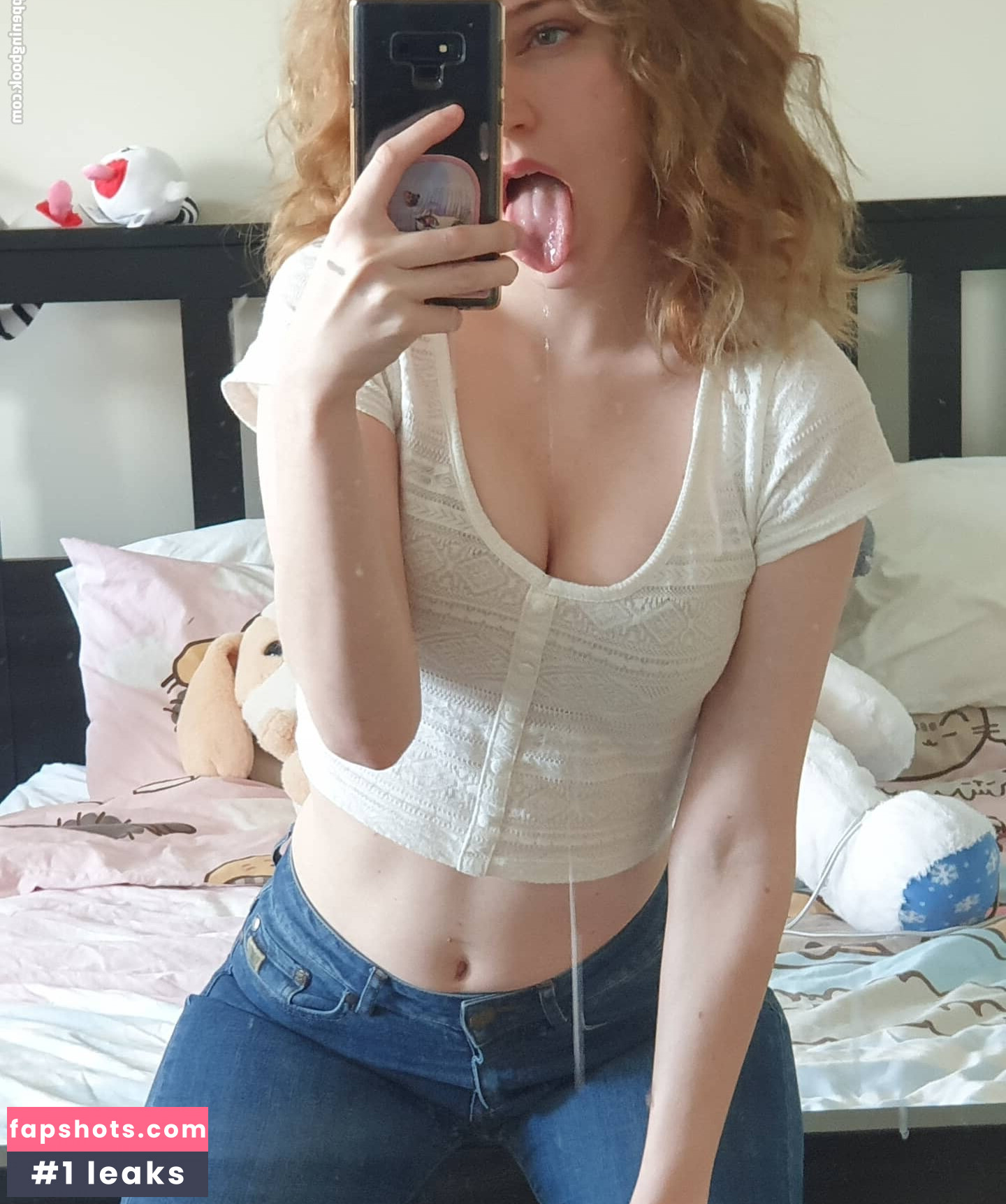 Twinsenpai gallery photo #9