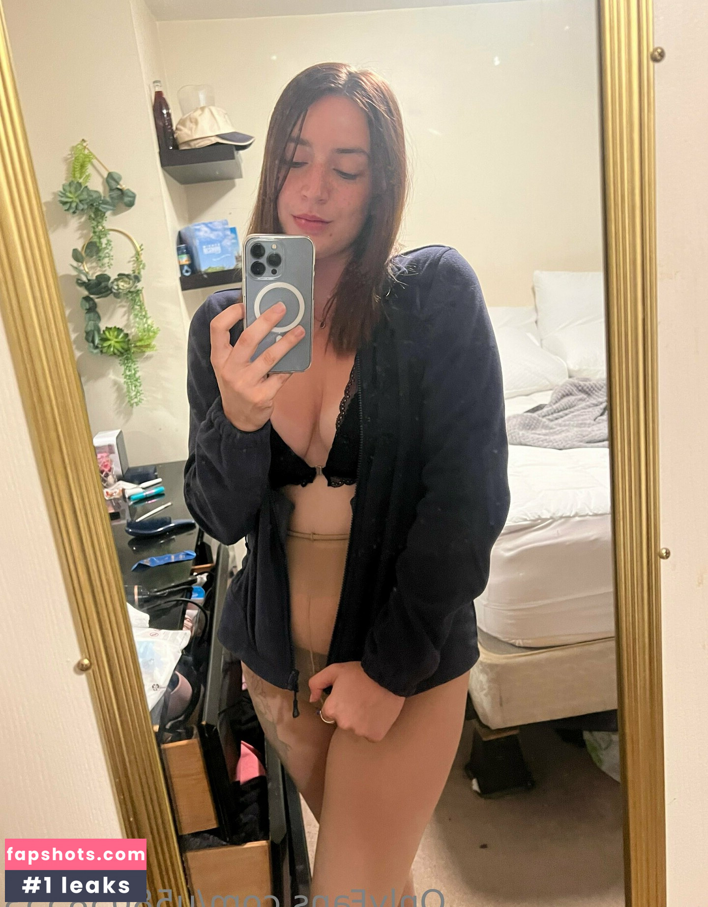 twistedmarie14 gallery photo #3