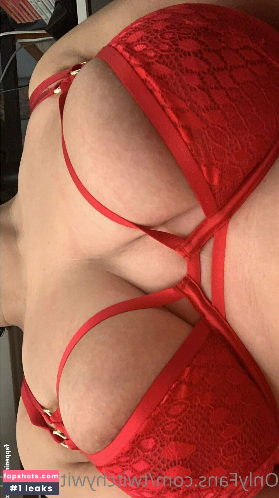 twitchywitchybitchy Nude Leaks OnlyFans Photos #14 - LeakJerk