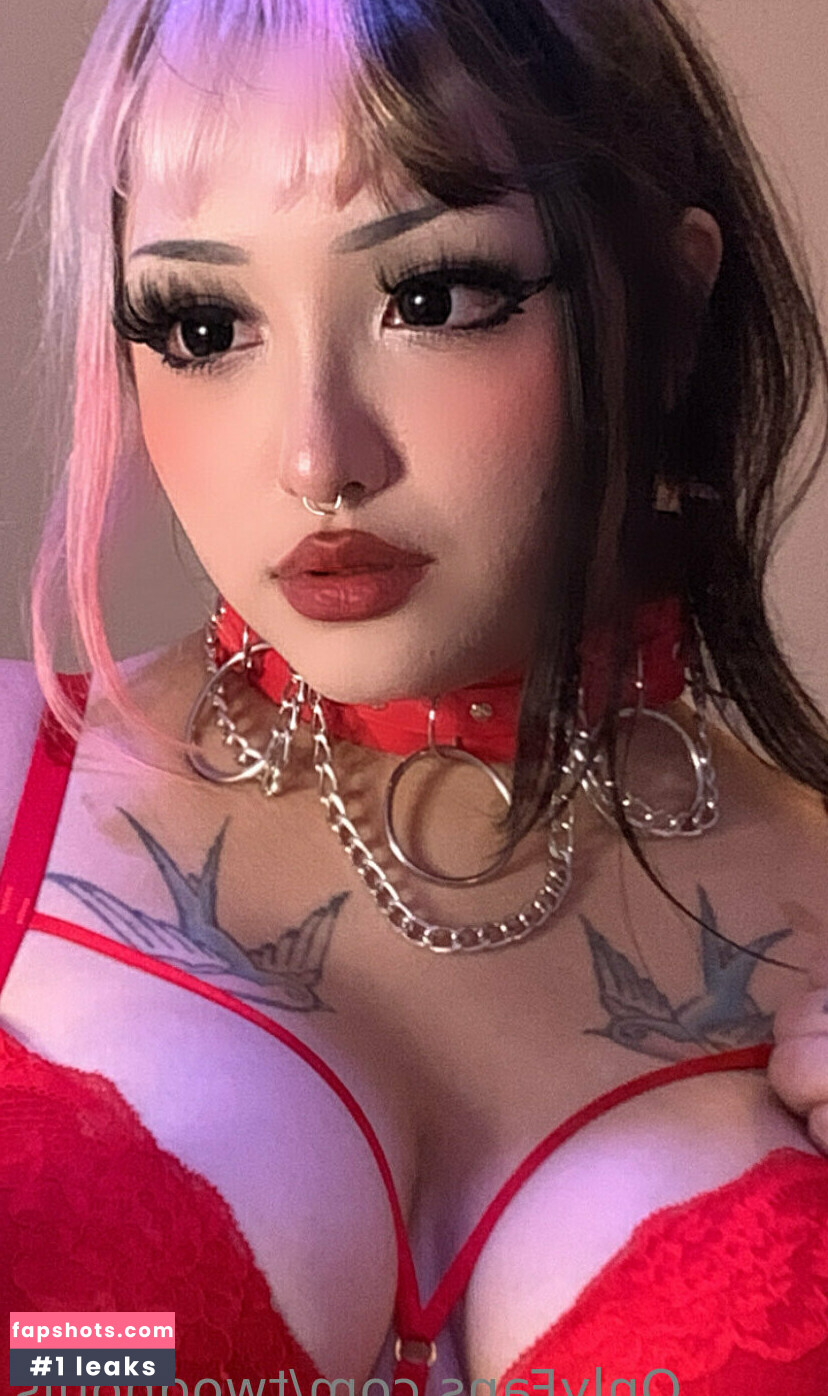 twoghouls gallery photo #4