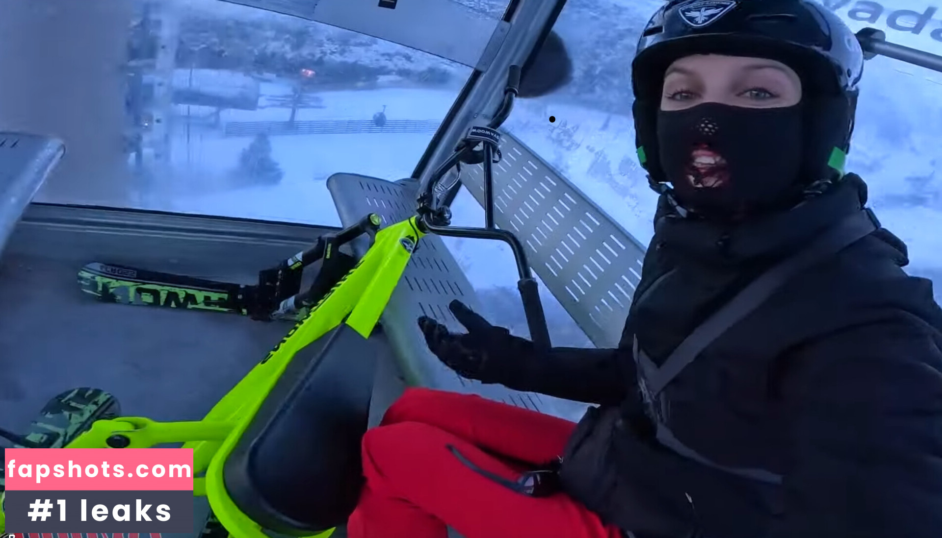 TwoWheelsAndAPonytail Nahé úniky fotek pouze od fanoušků #43 - Fapshots