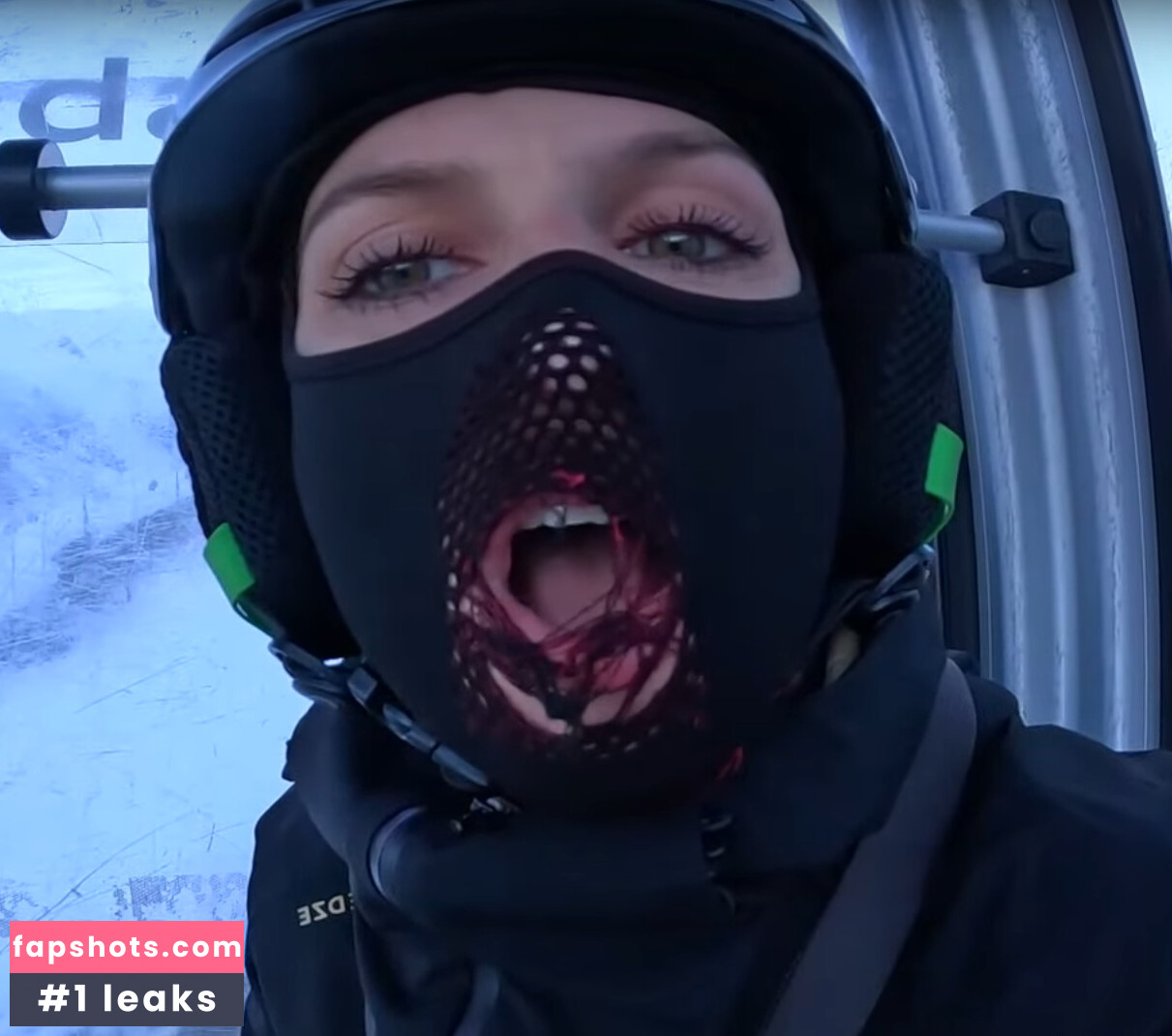 TwoWheelsAndAPonytail Nahé úniky fotek pouze od fanoušků #44 - Fapshots