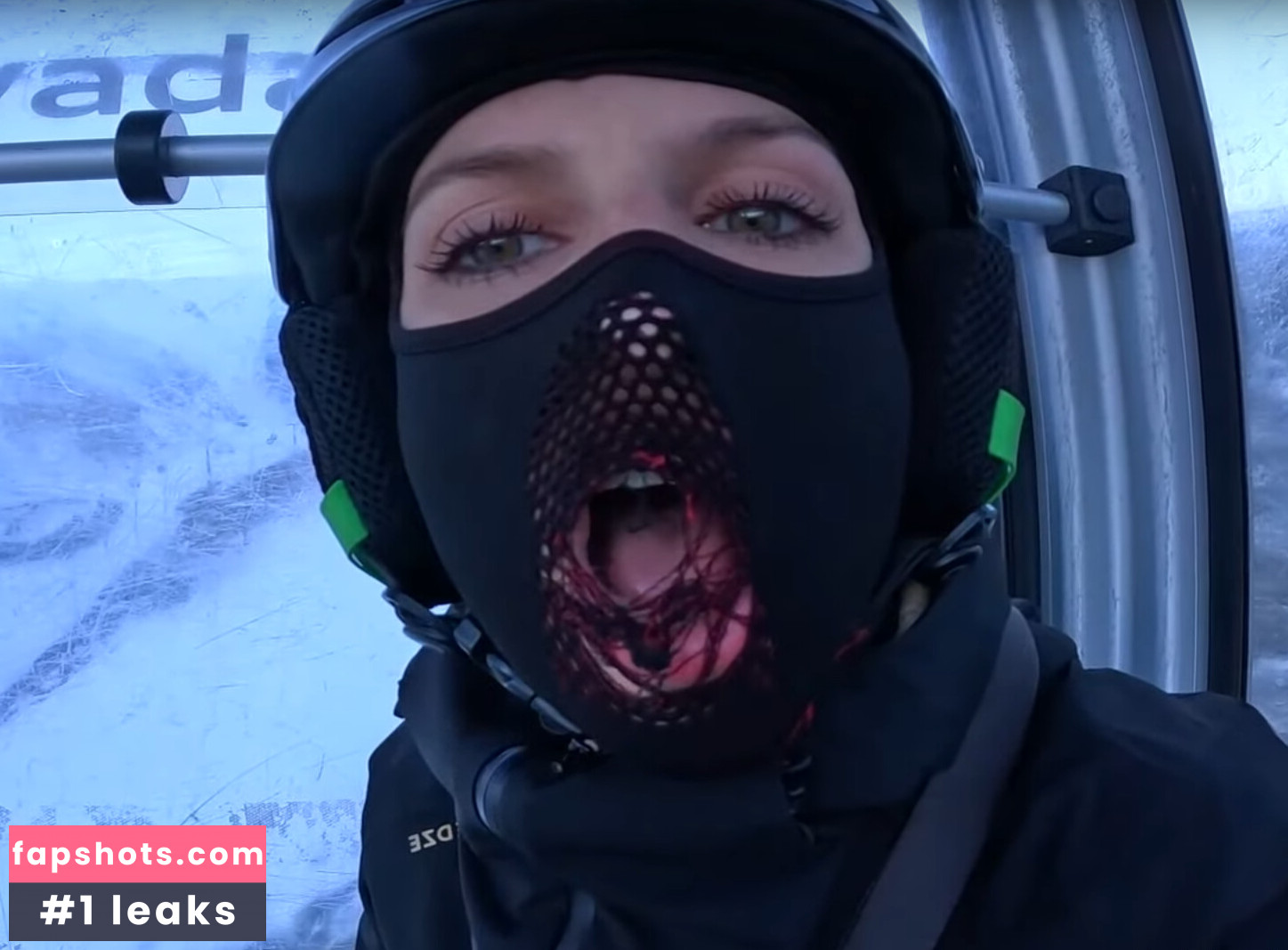 TwoWheelsAndAPonytail Nahé úniky fotek pouze od fanoušků #45 - Fapshots