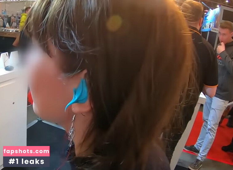 TwoWheelsAndAPonytail Nahé úniky fotek pouze od fanoušků #52 - Fapshots