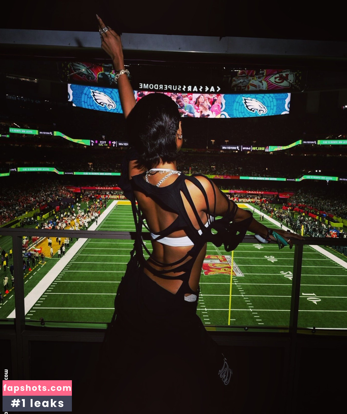 Tyla gallery photo #132