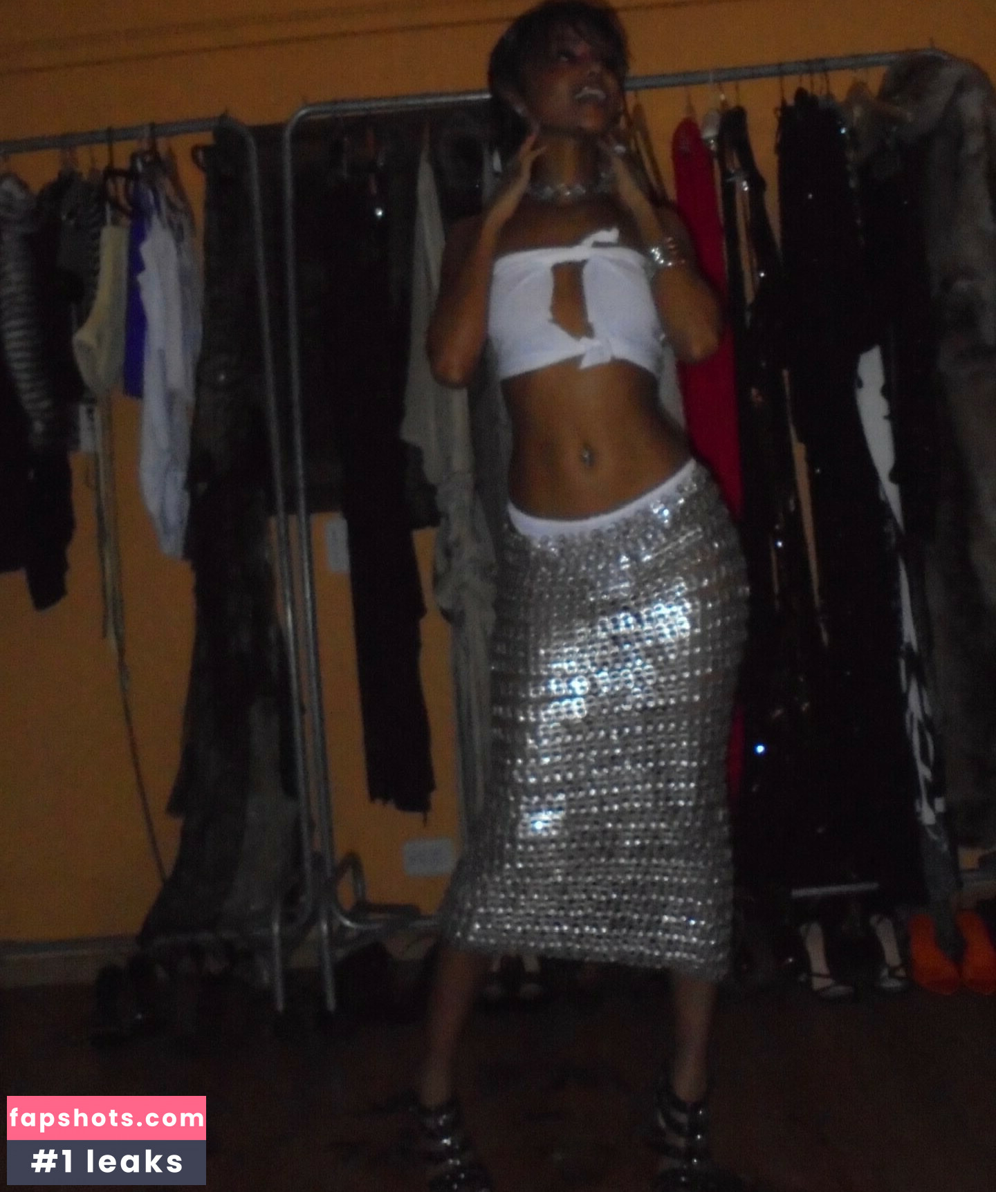 Tyla gallery photo #86