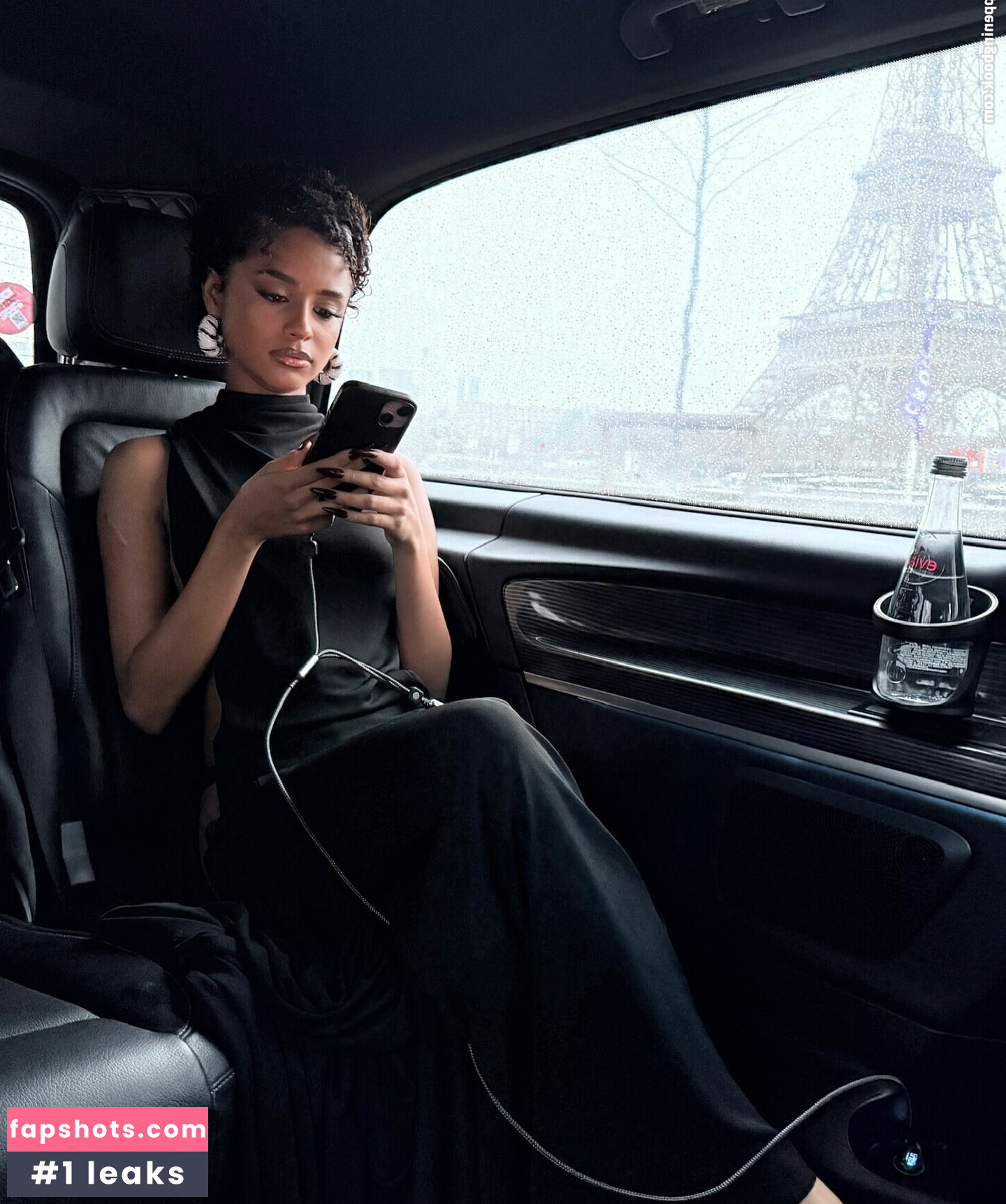 Tyla gallery photo #97