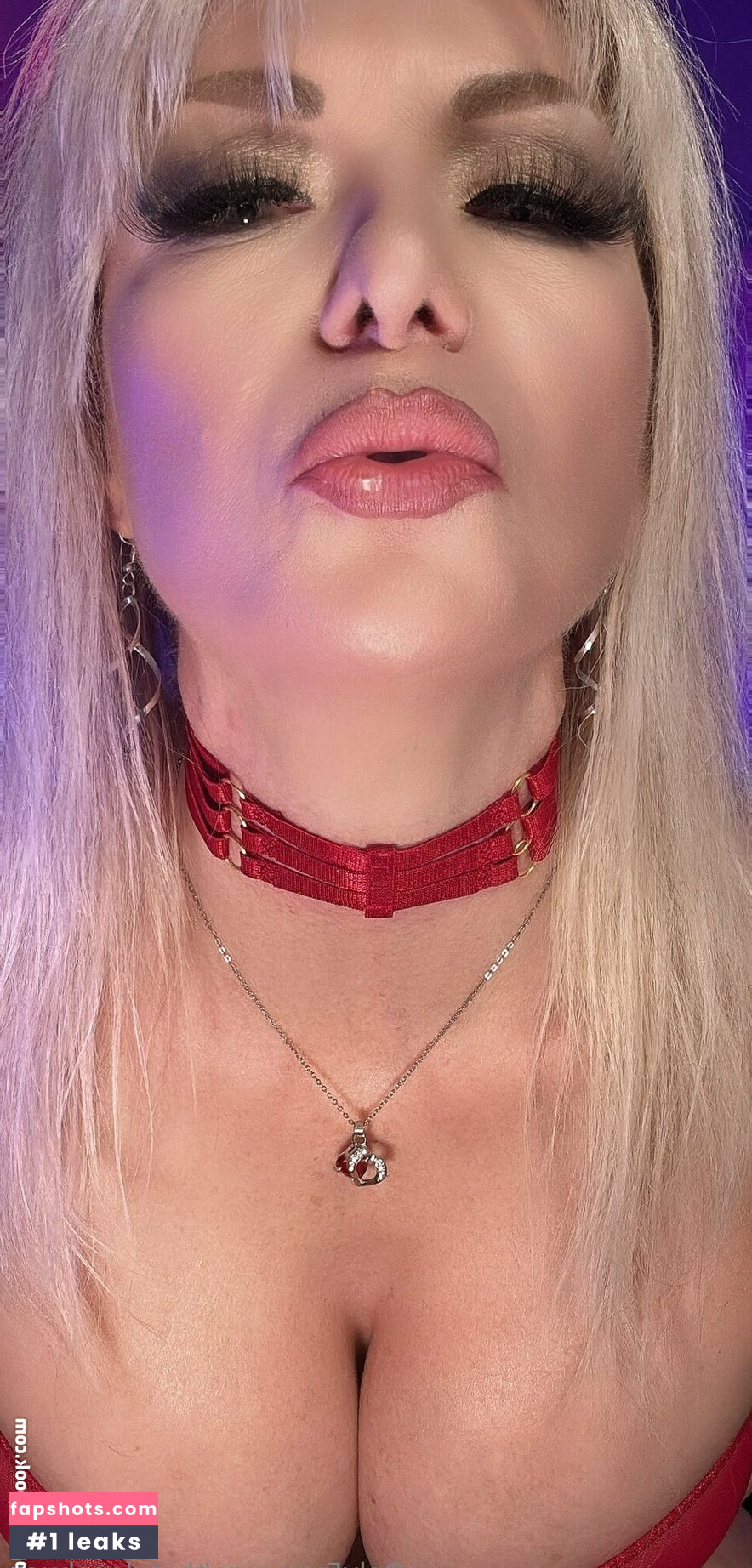 Tylene Buck gallery photo #126