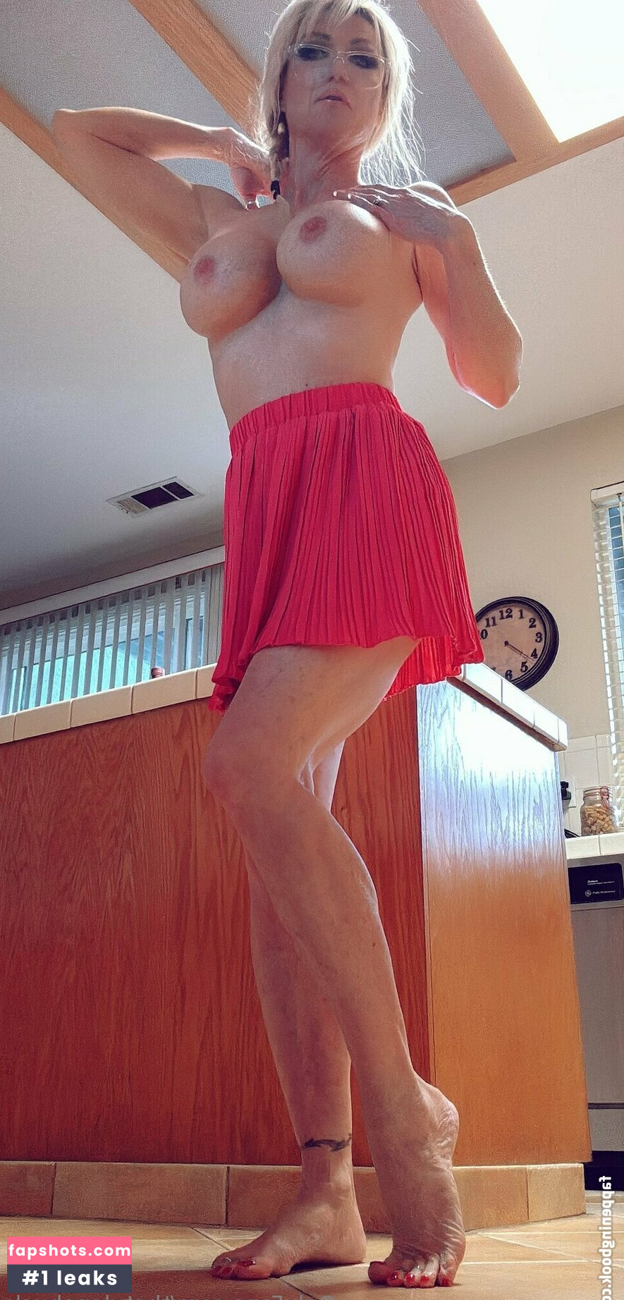 Tylene Buck gallery photo #197