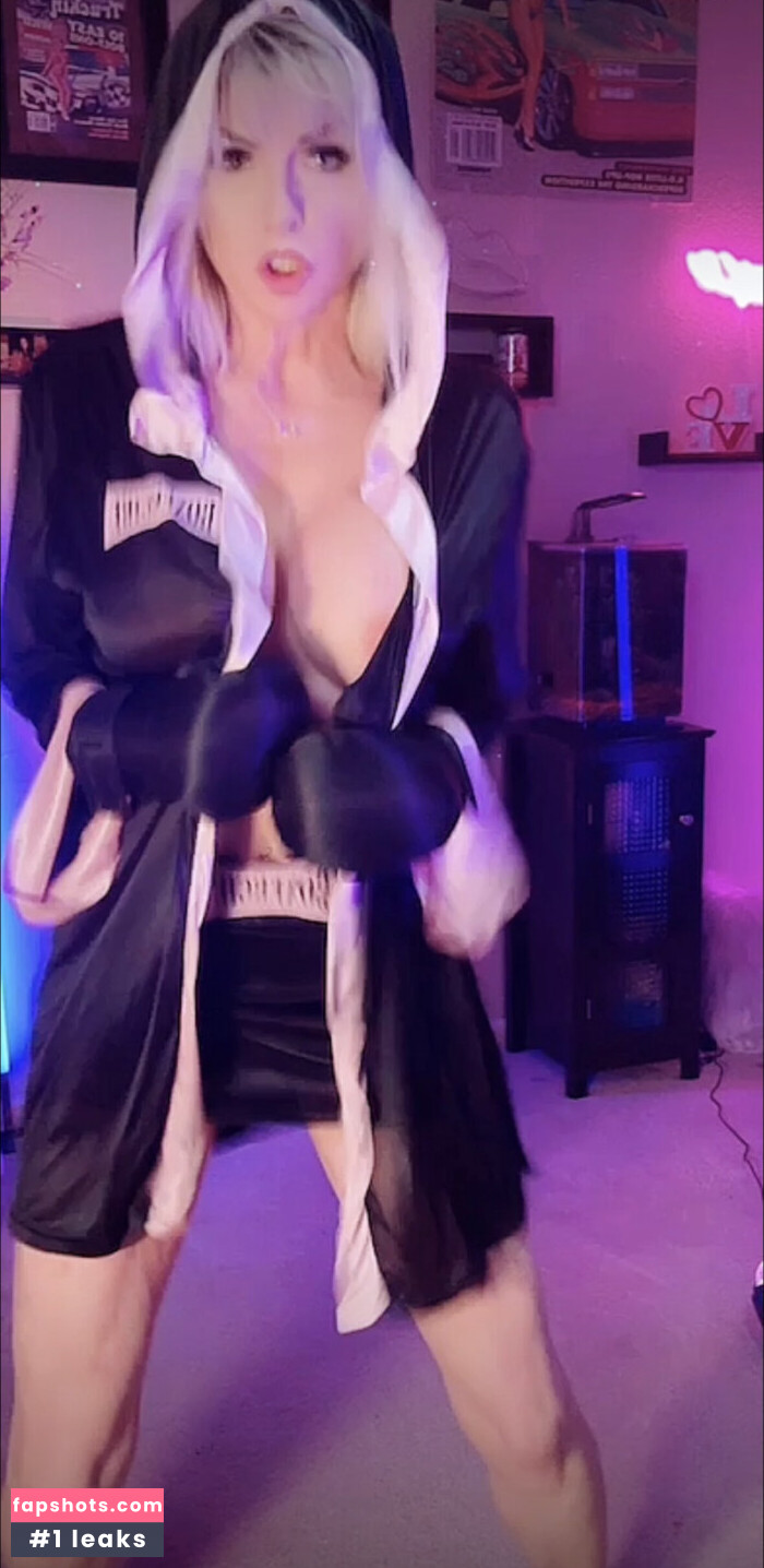 Tylene Buck gallery photo #69