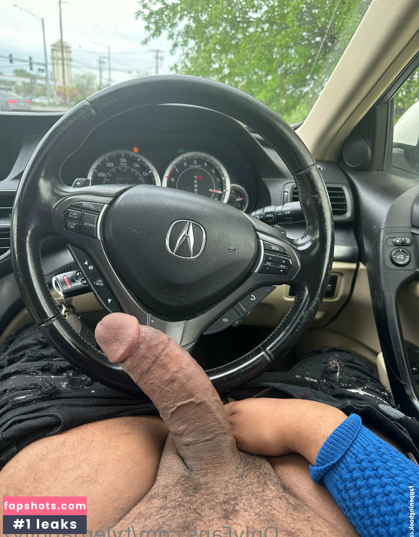 tylerbandsome gallery photo #2