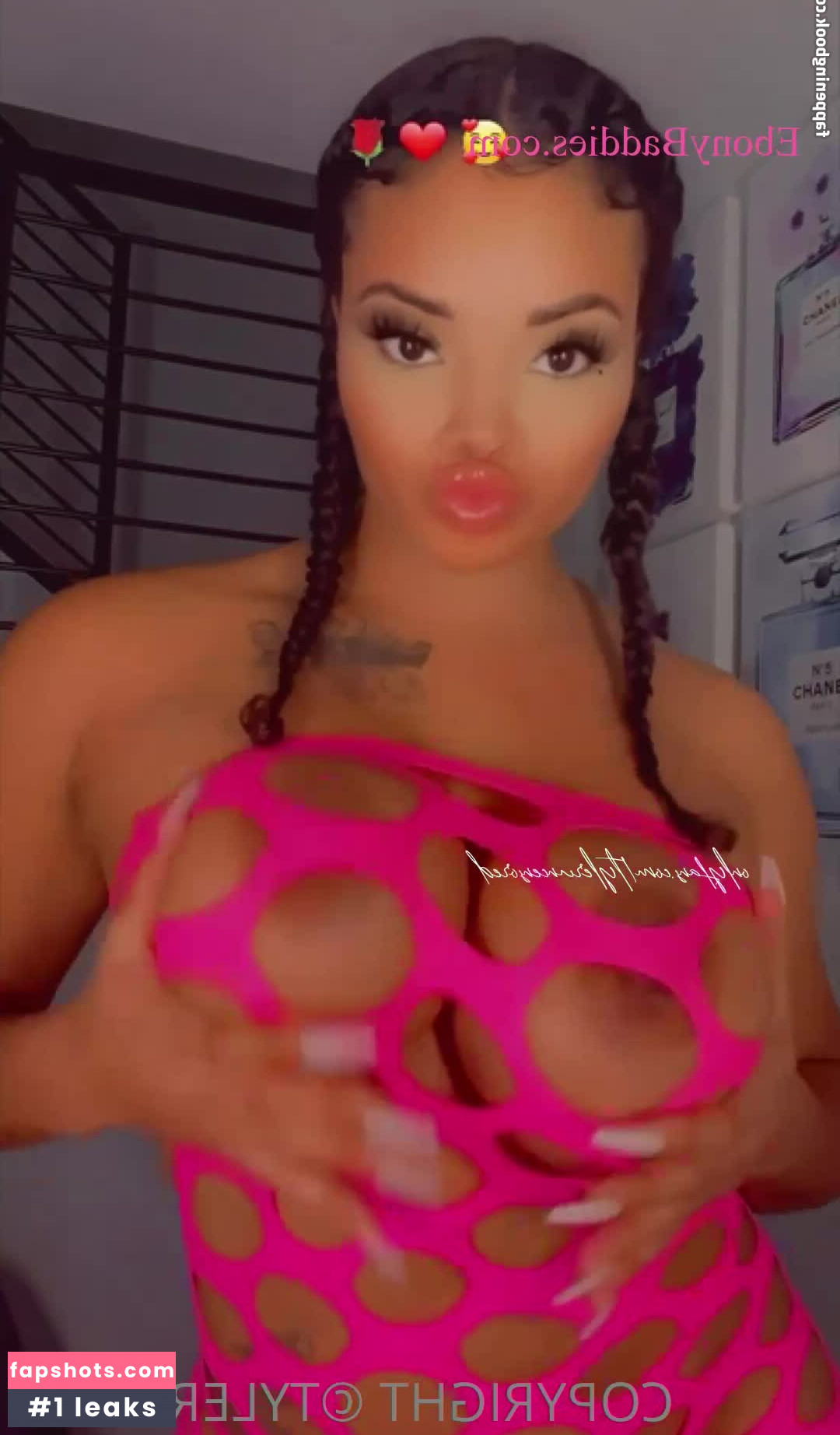 tyleruncensored gallery photo #10