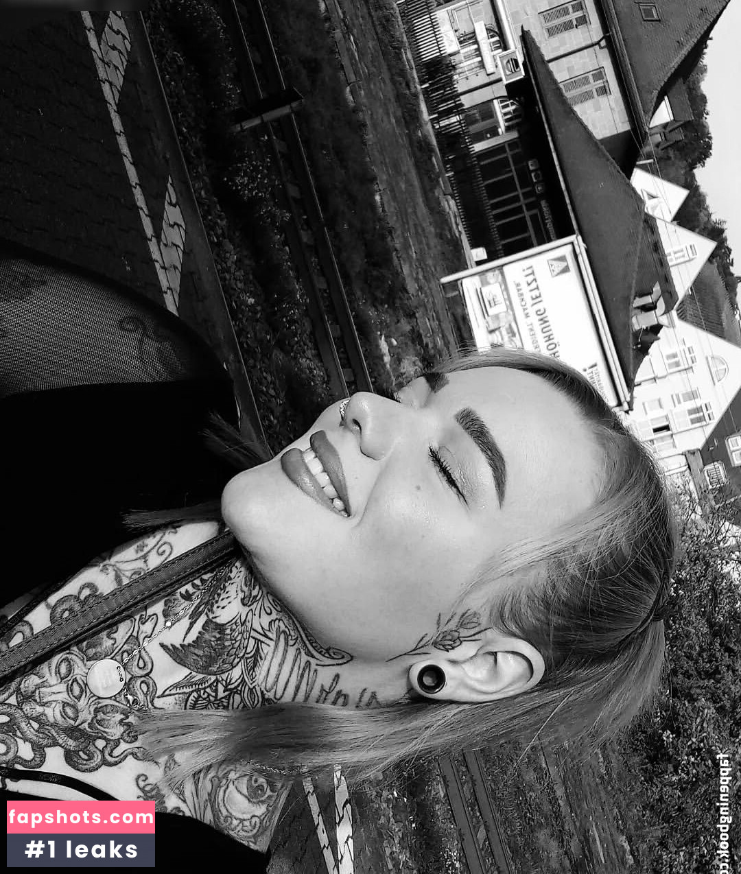 Typischblonnd gallery photo #8