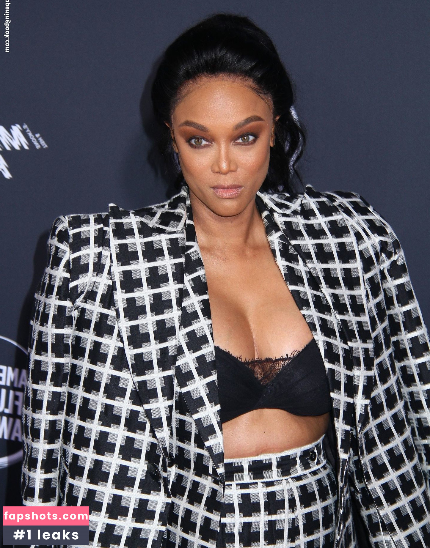 Tyra Banks gallery photo #116