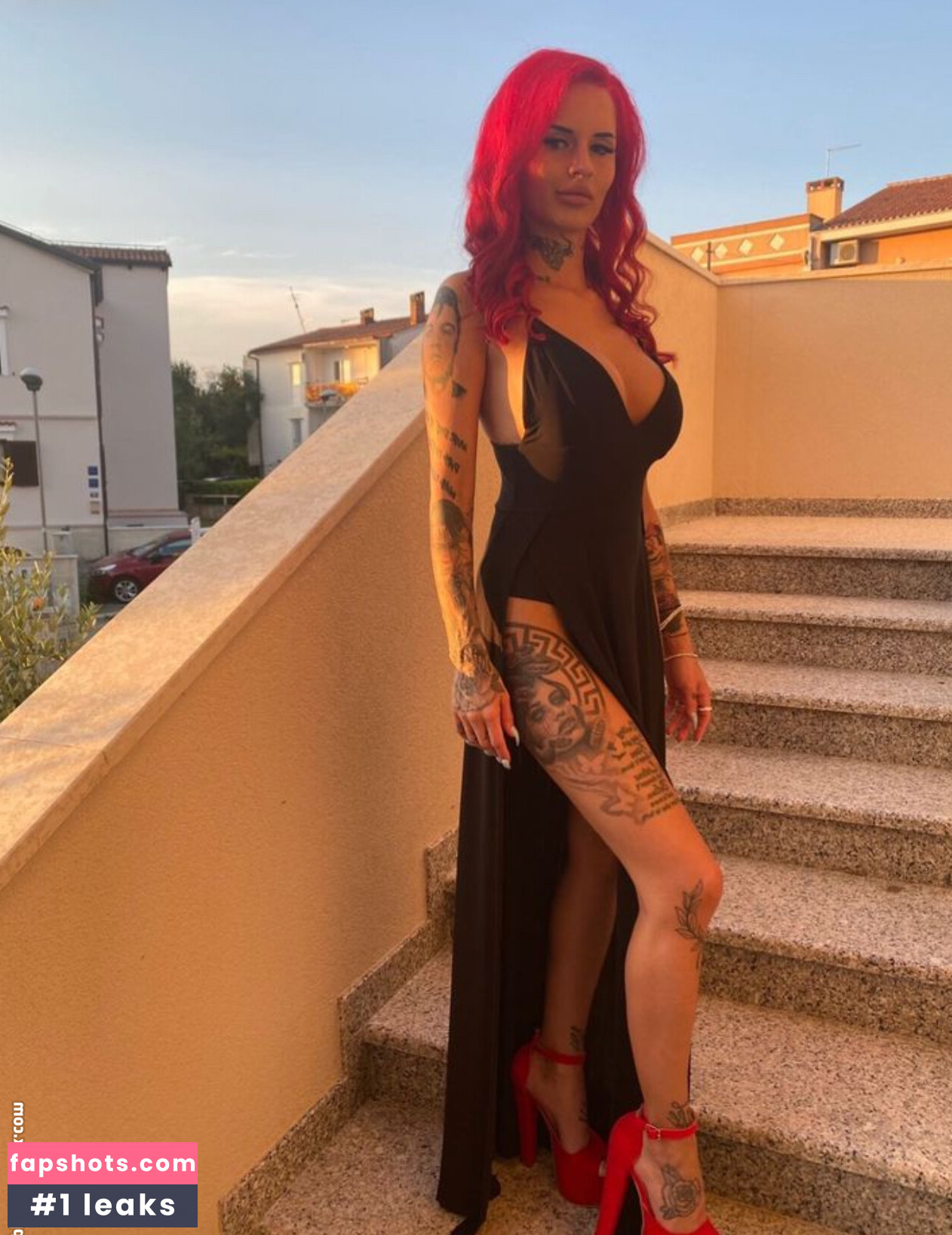 Tyraa_Lavie gallery photo #6