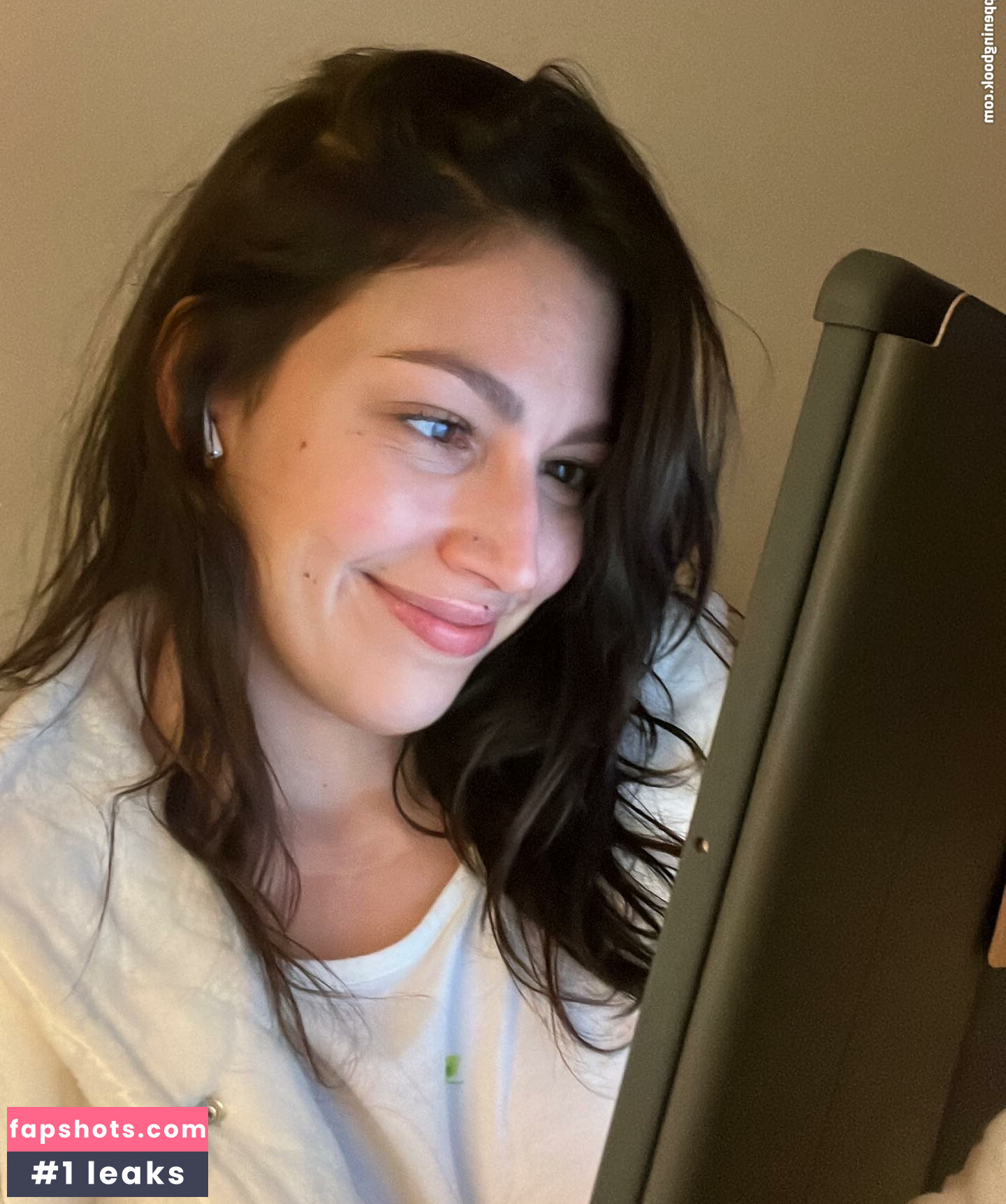 Úrsula Corberó gallery photo #11