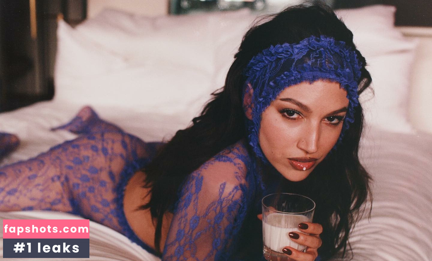 Úrsula Corberó gallery photo #39