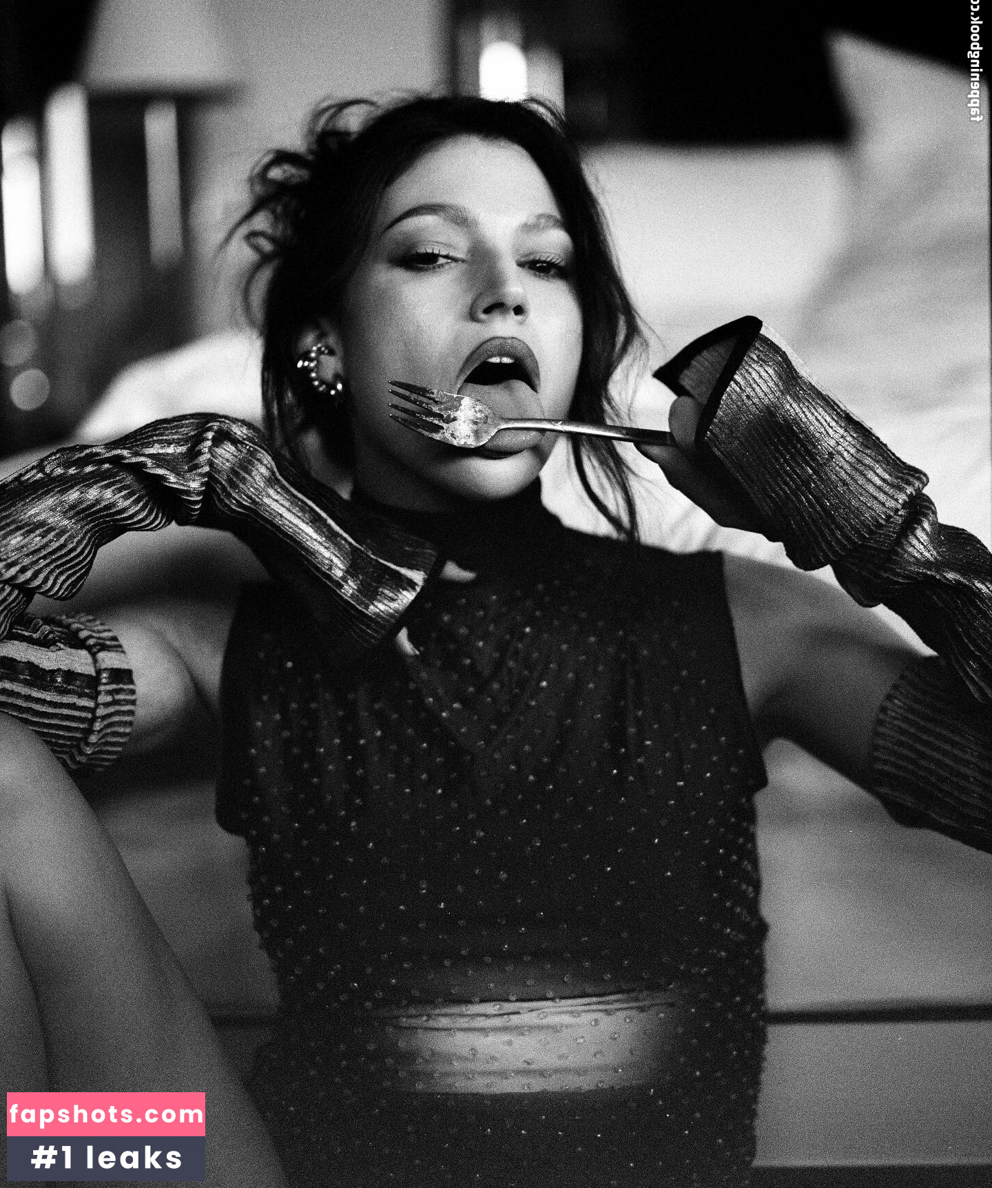 Úrsula Corberó gallery photo #40