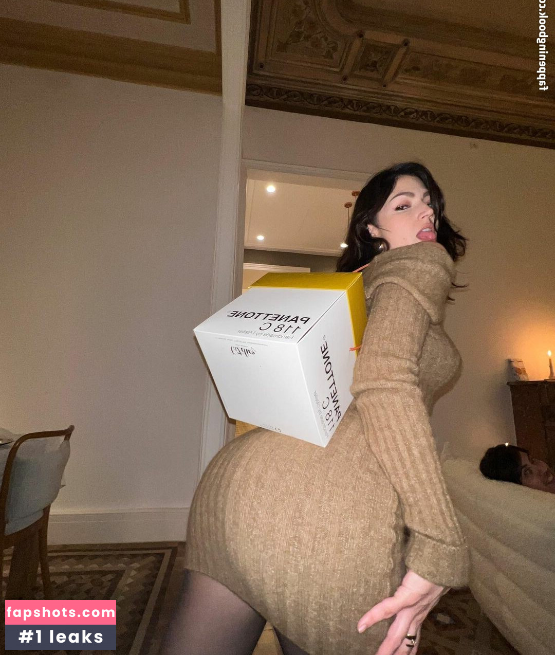 Úrsula Corberó gallery photo #71