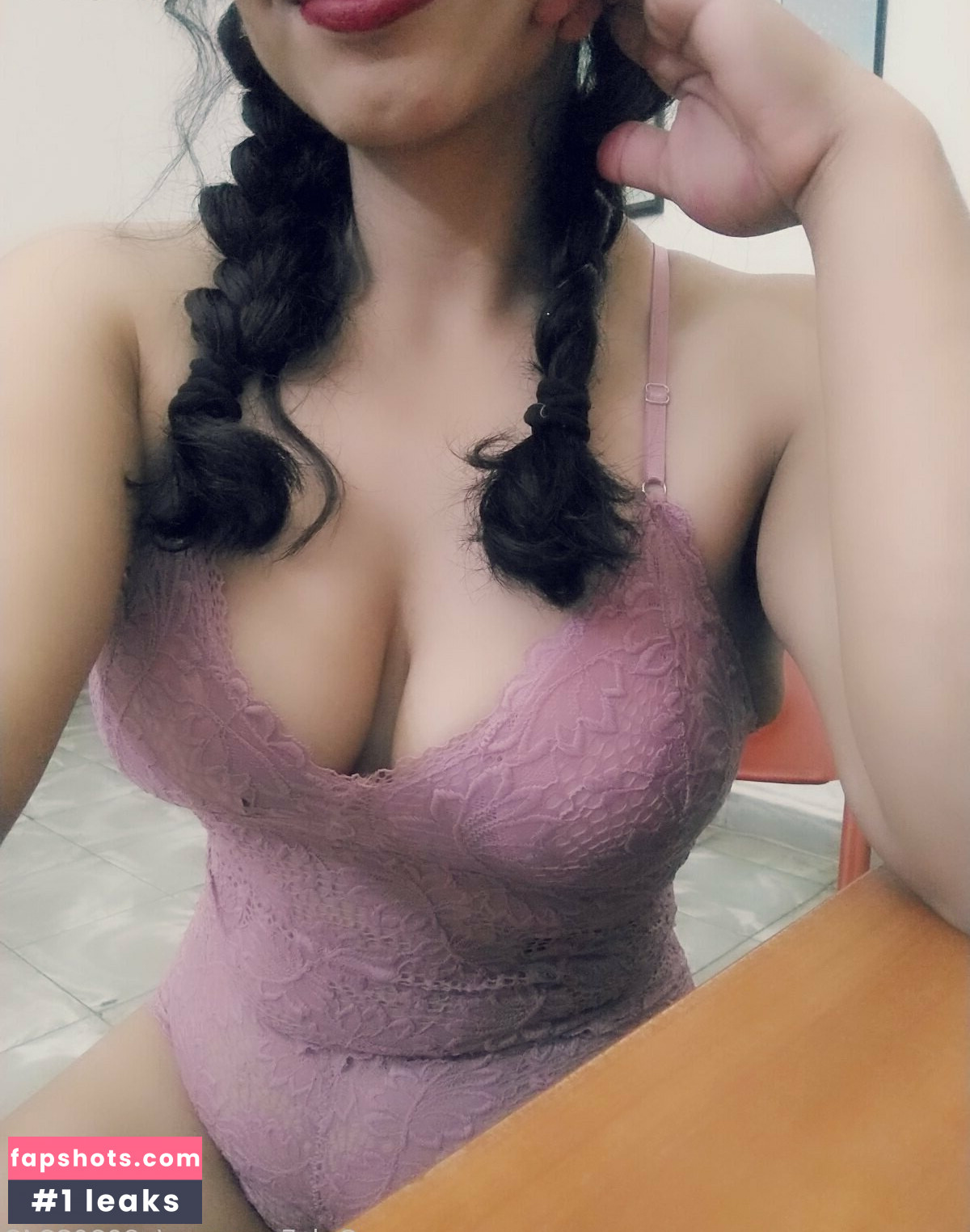 u.u_alexa gallery photo #15