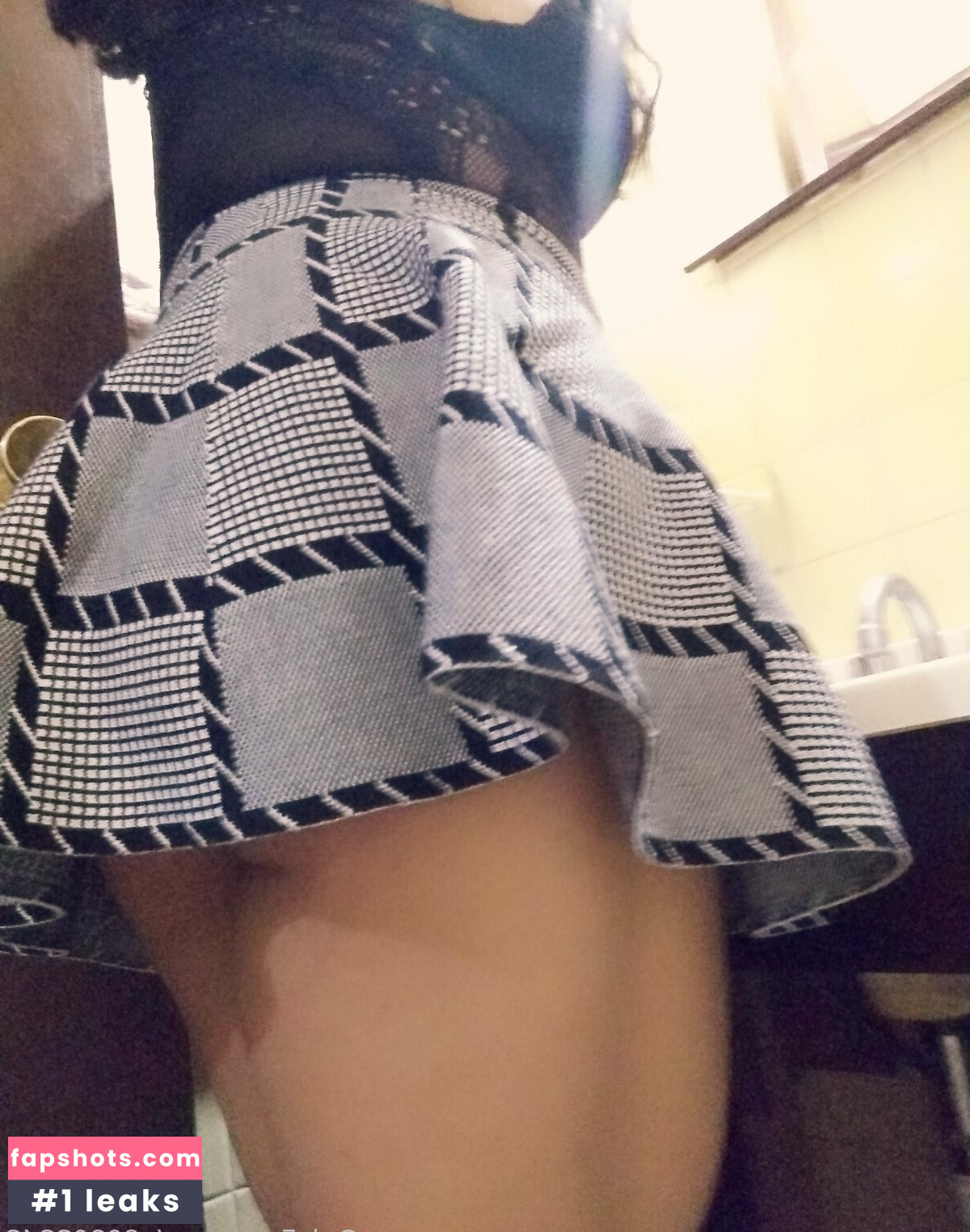 u.u_alexa gallery photo #7