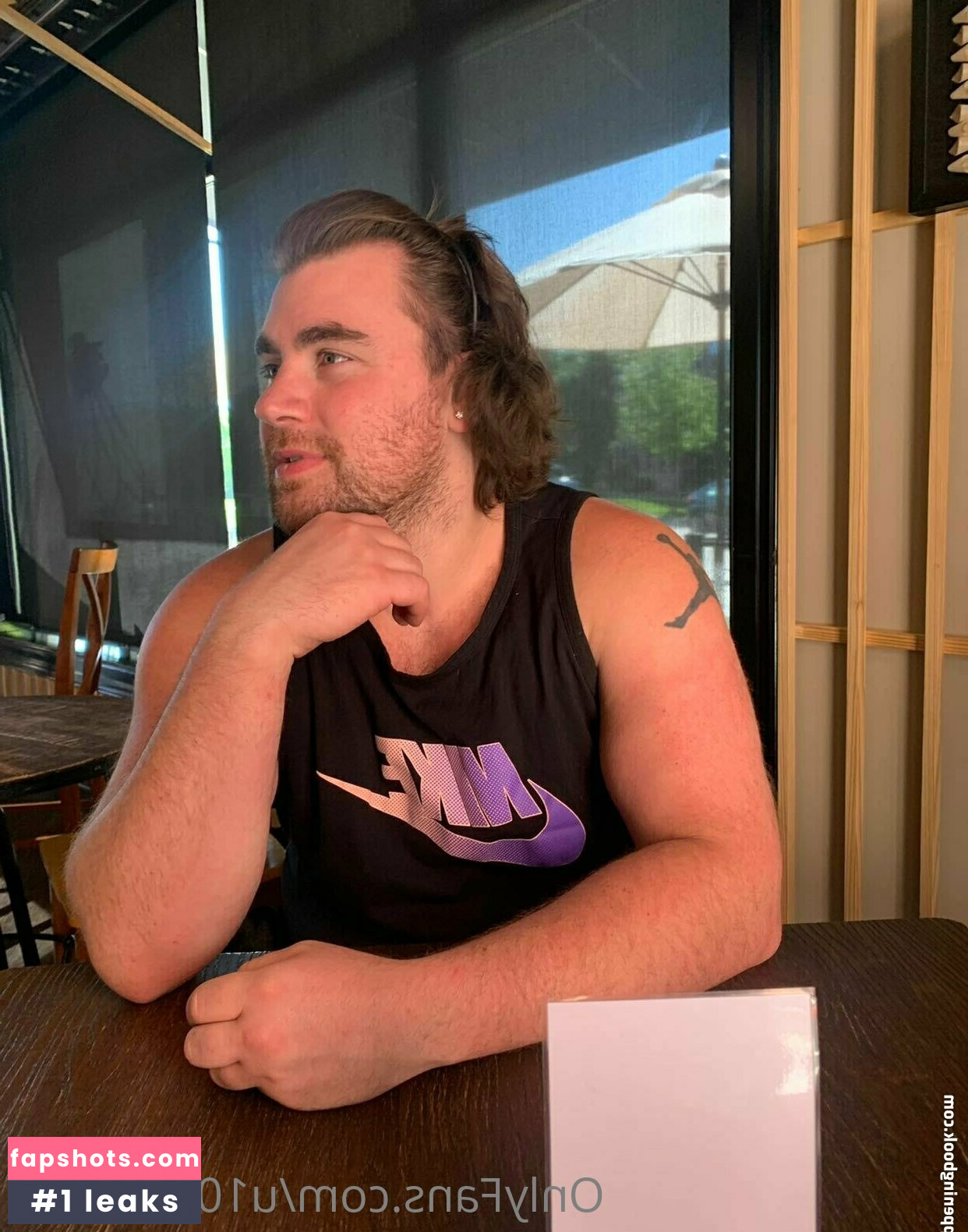 u105166152 gallery photo #8