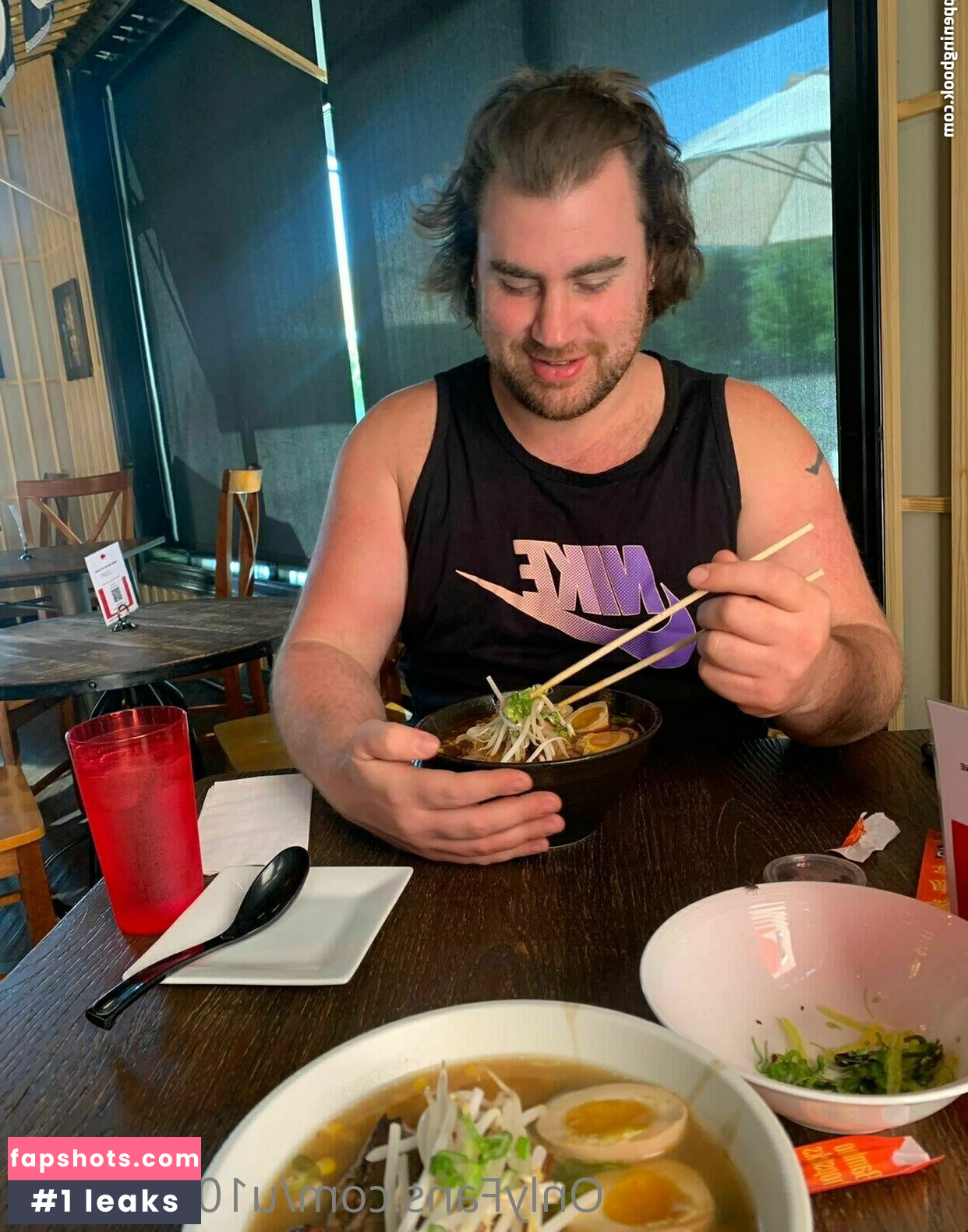 u105166152 gallery photo #9