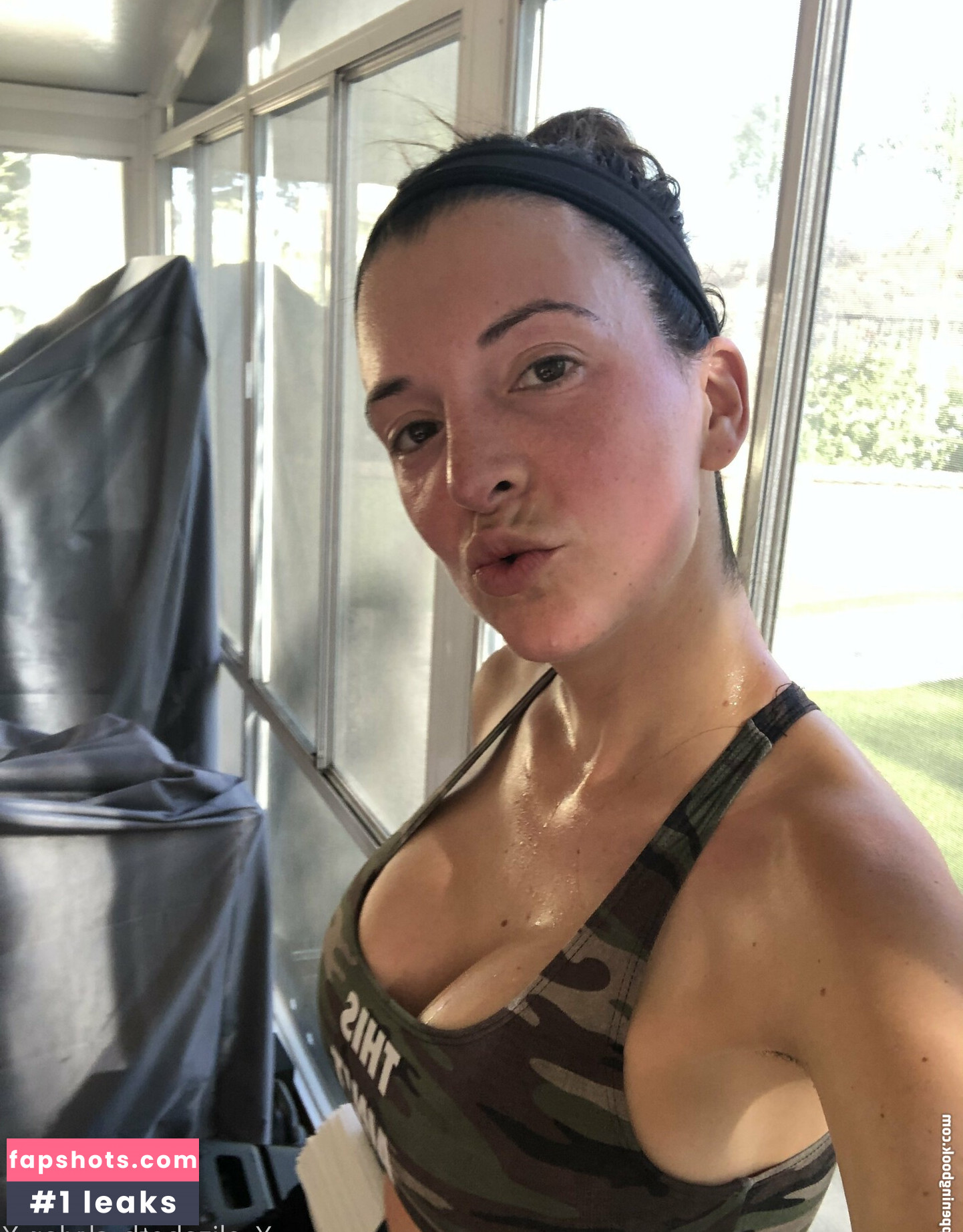 u136726700 Nacktheit OnlyFans Fotos #5 - Fapshots