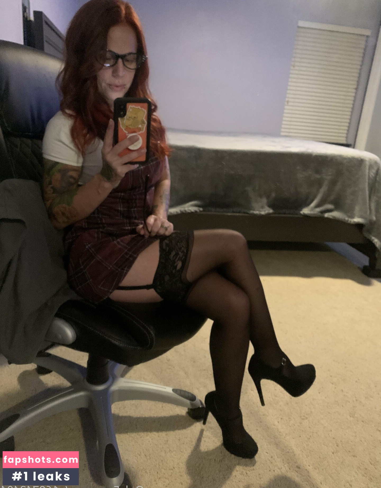 u160742404 nude babe gallery