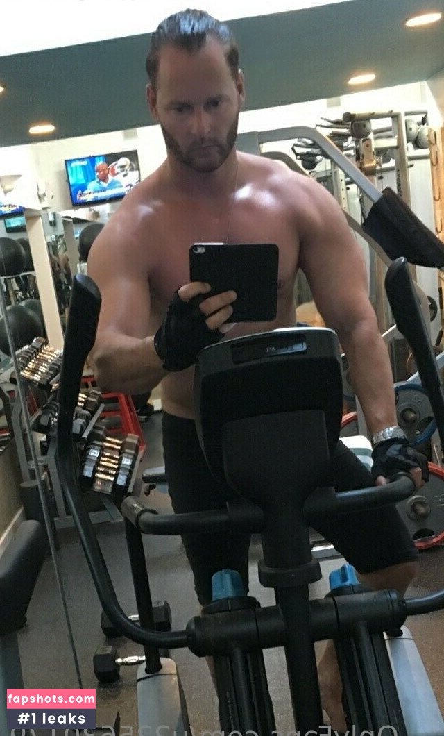 u225630179 gallery photo #2