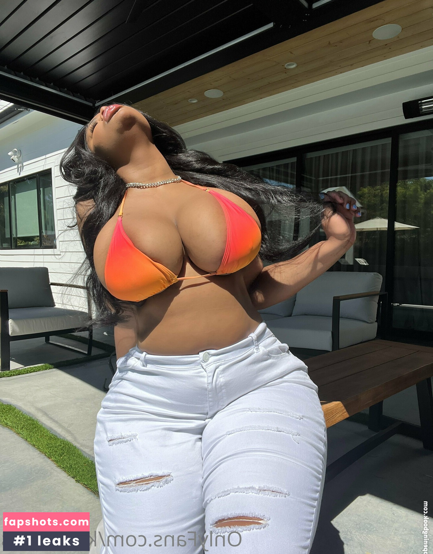 u242889503 gallery photo #3