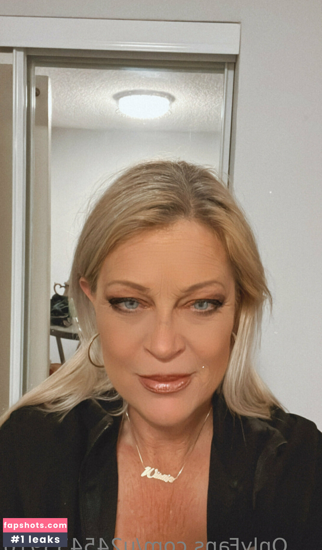 u245433916 gallery photo #2