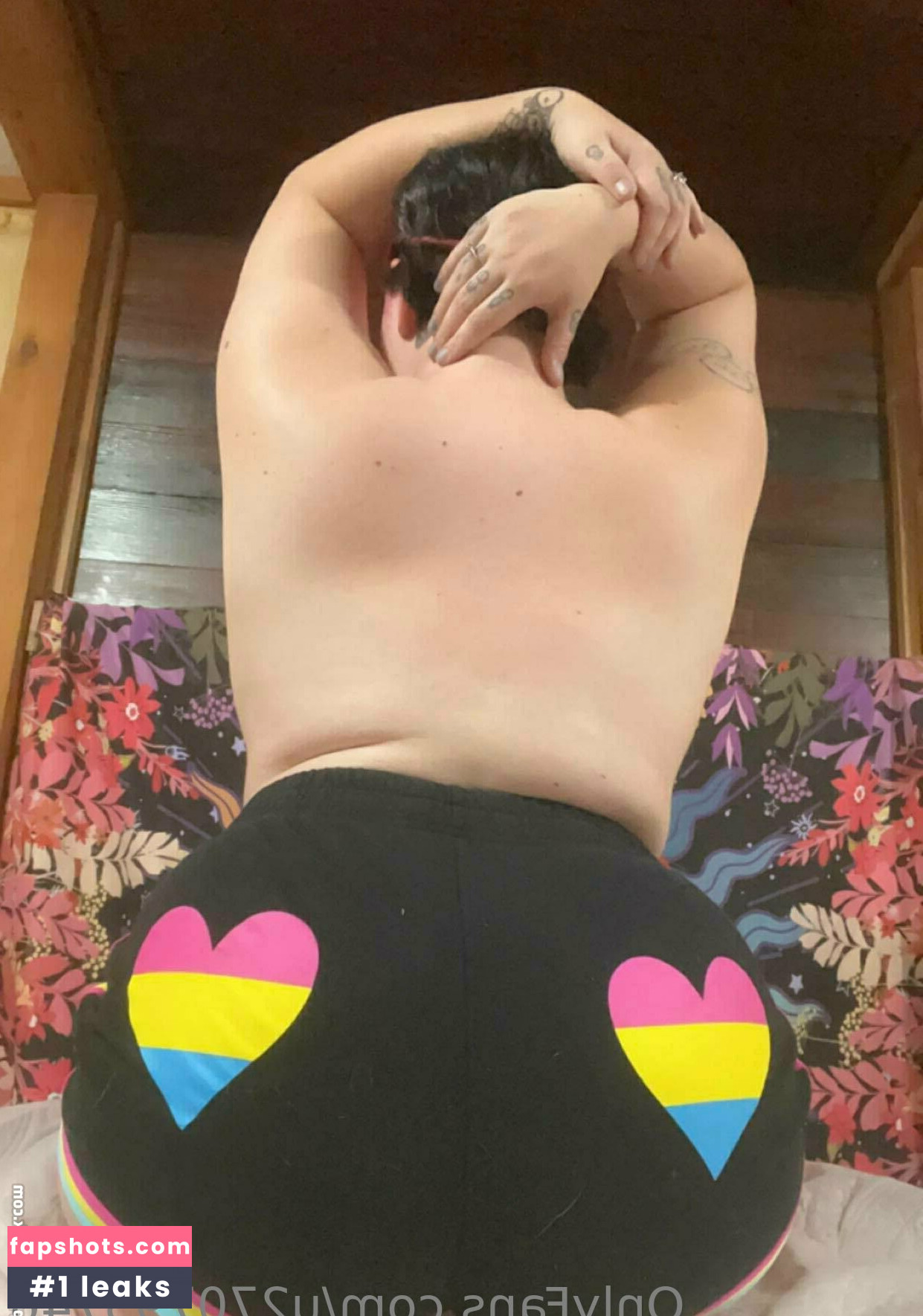 u270795746 nude babe gallery