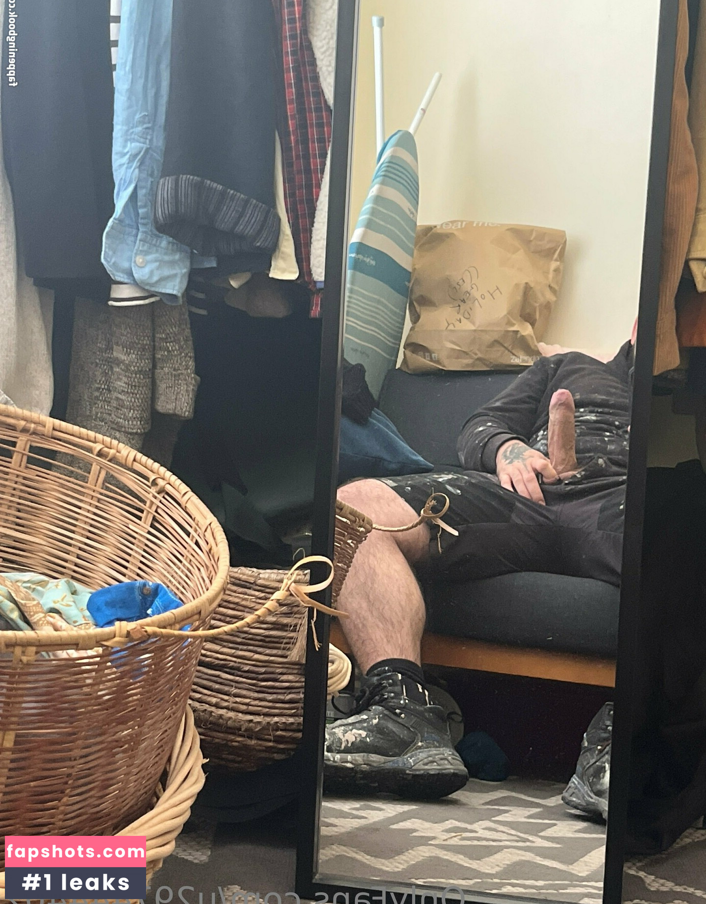 u297444402 gallery photo #6