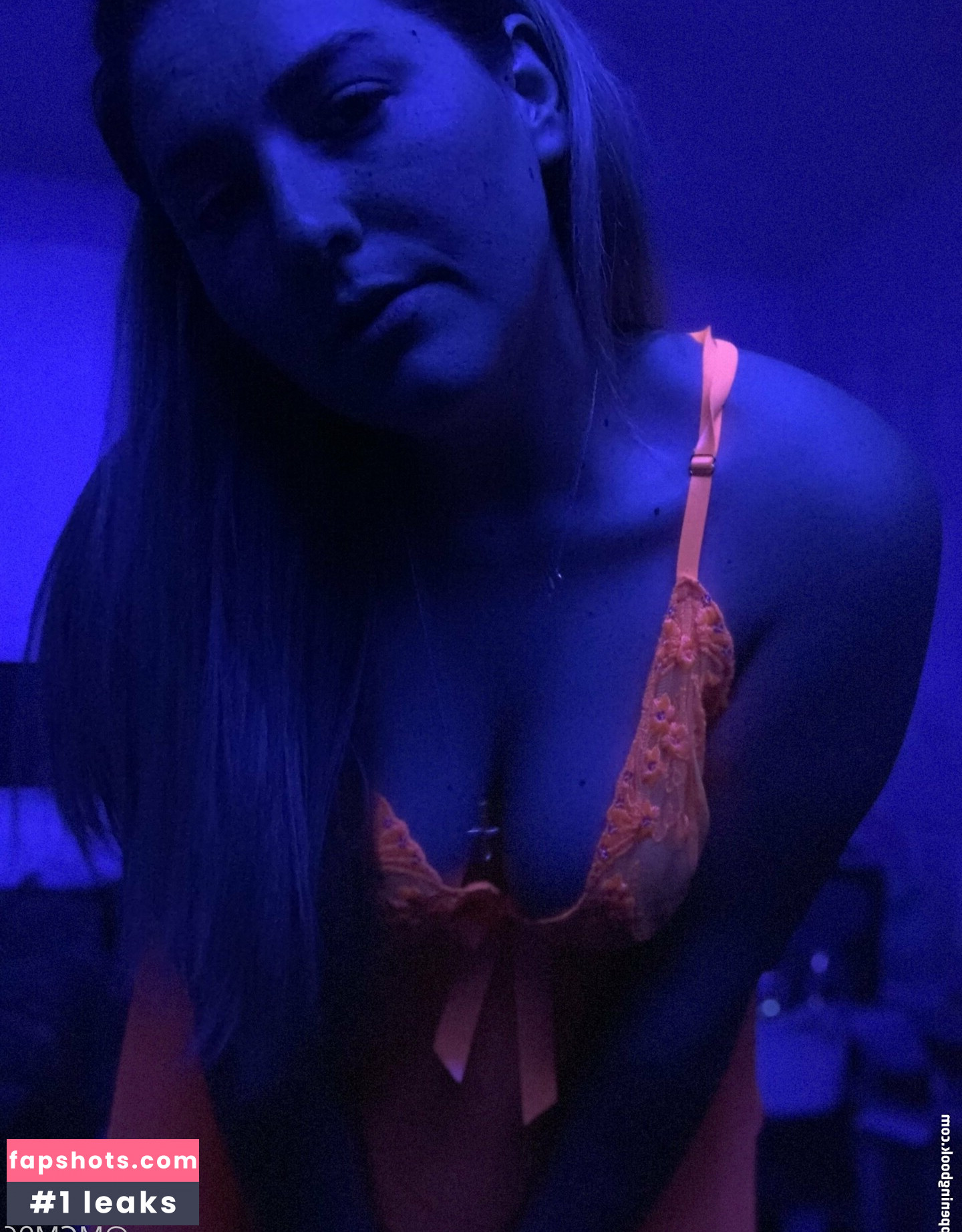 u81165928 nude babe gallery