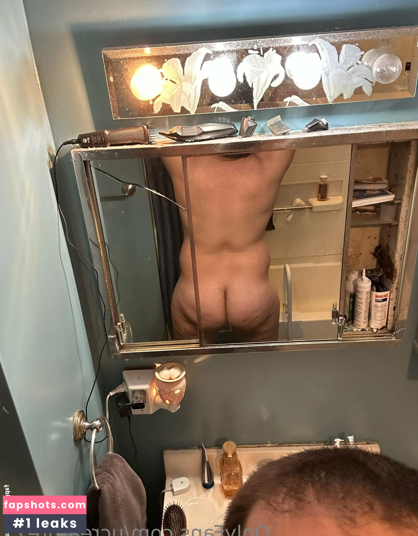 ucreature77 gallery photo #11