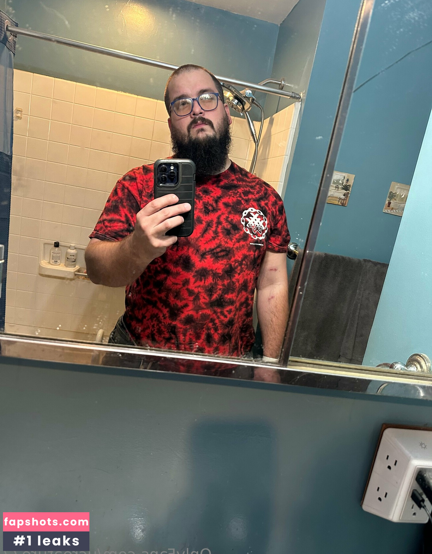 ucreature77 gallery photo #15