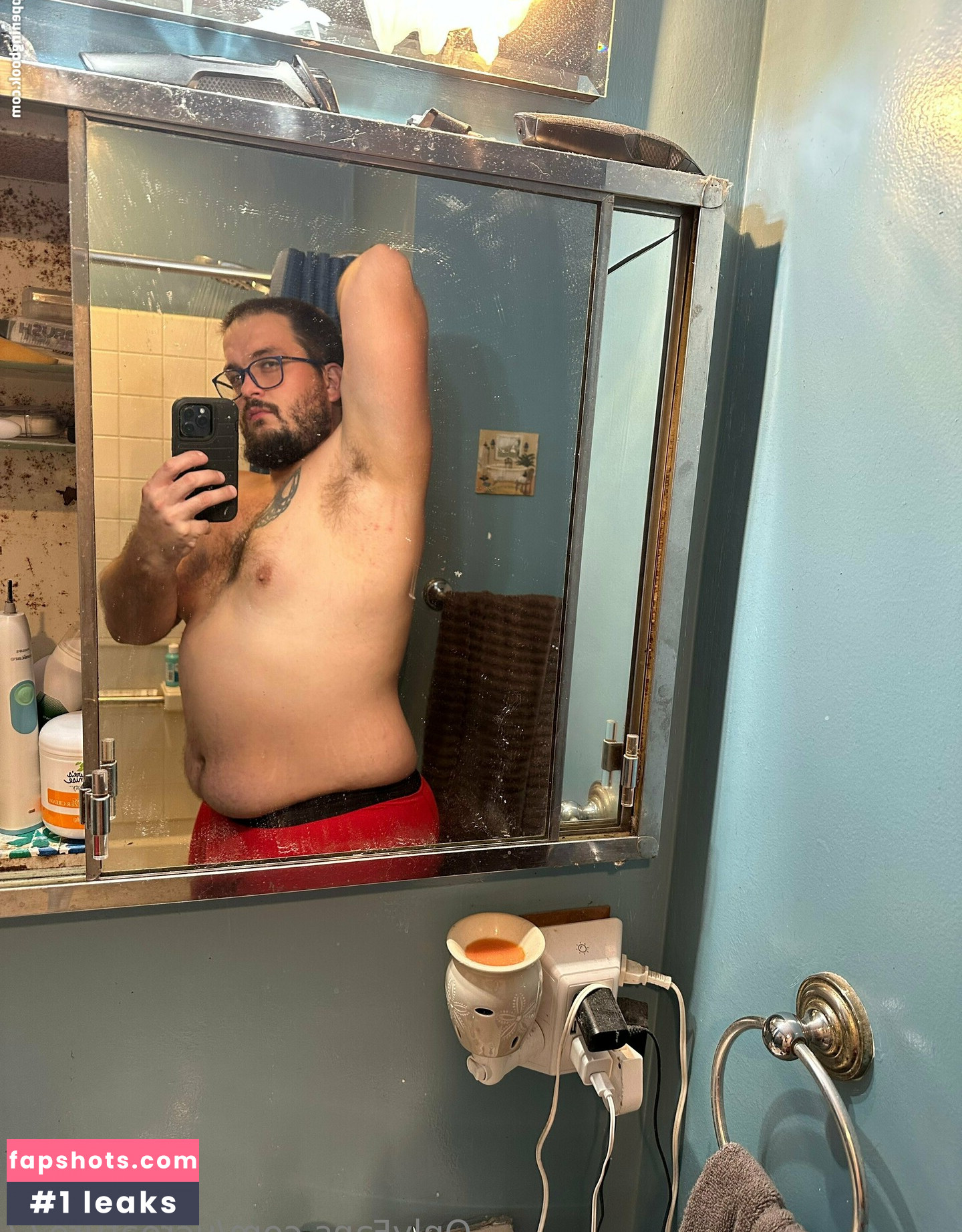 ucreature77 gallery photo #20