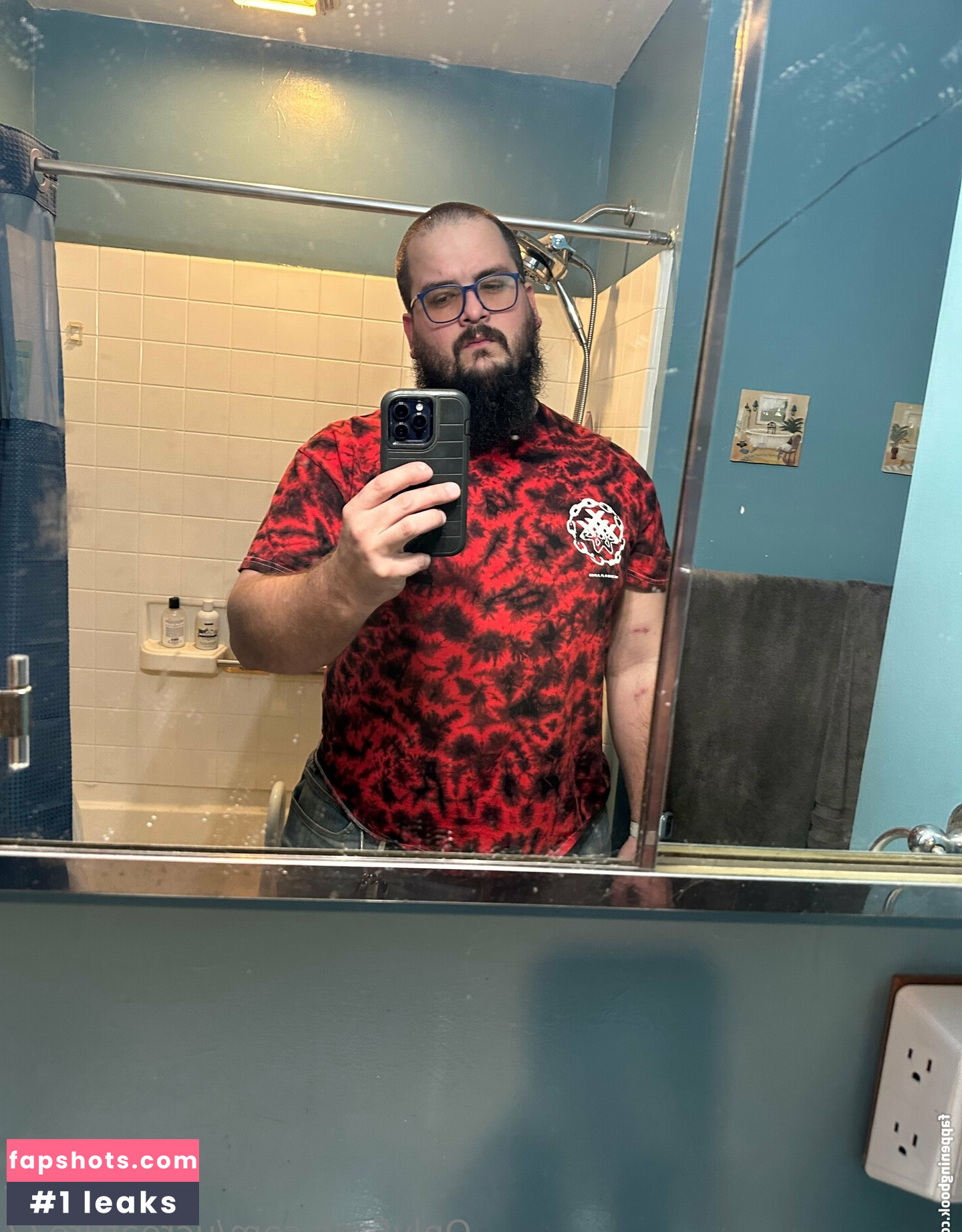 ucreature77 gallery photo #3