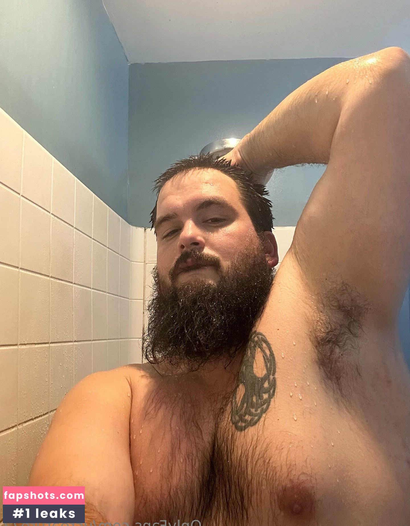 ucreature77 gallery photo #22