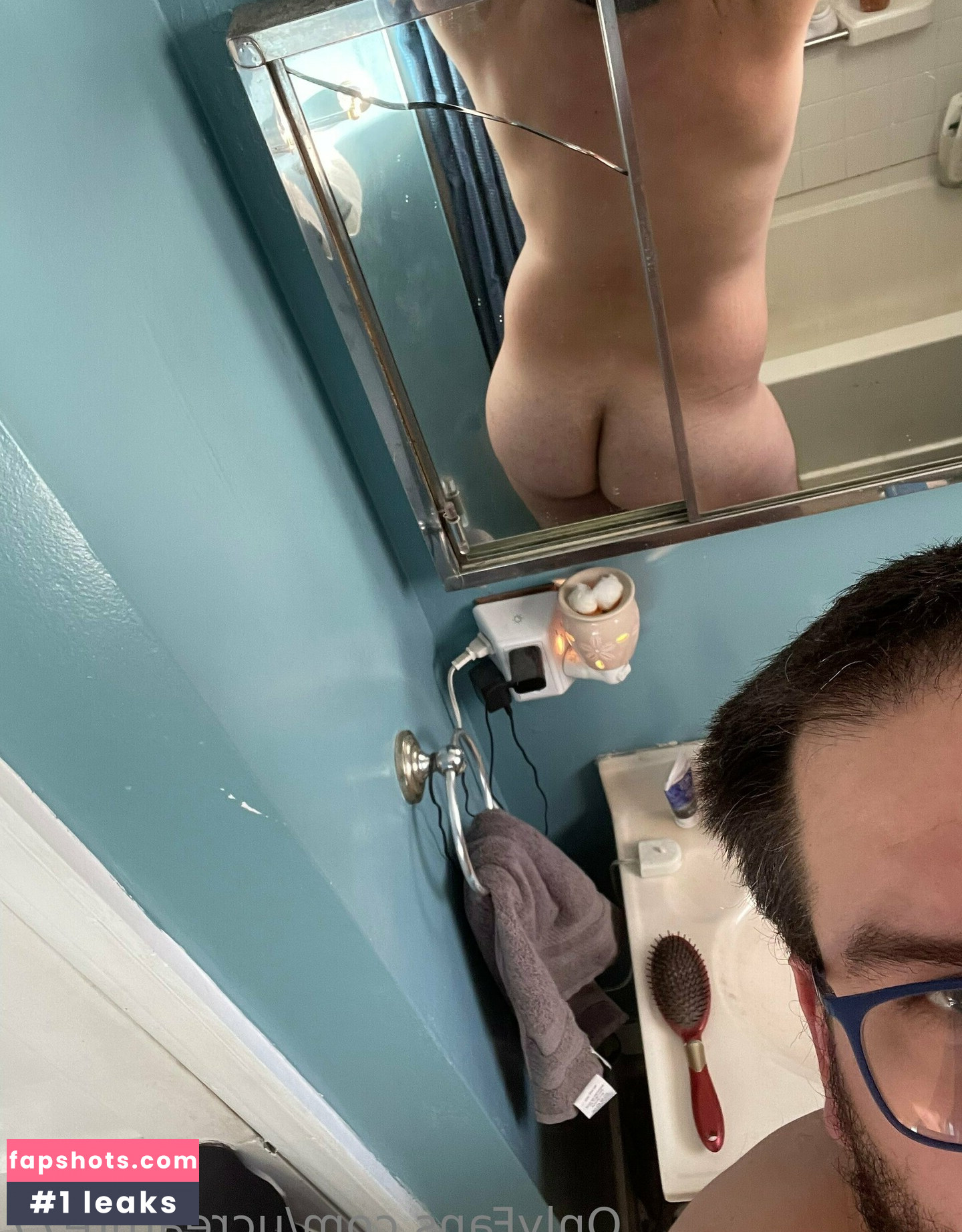 ucreature77 gallery photo #24