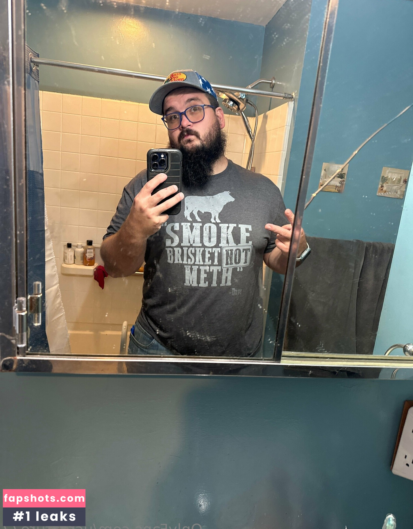 ucreature77 gallery photo #4